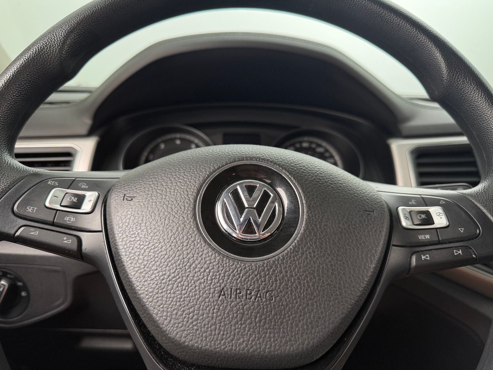 Thumbnail: 2019 Volkswagen Atlas - 5