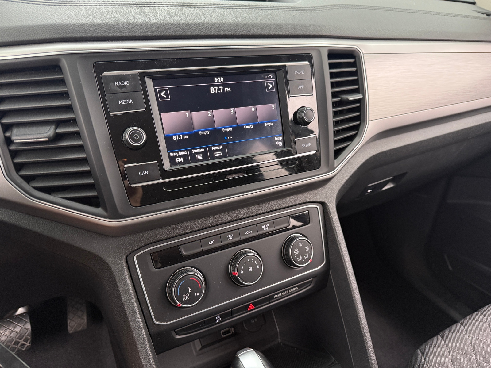 Thumbnail: 2019 Volkswagen Atlas - 4