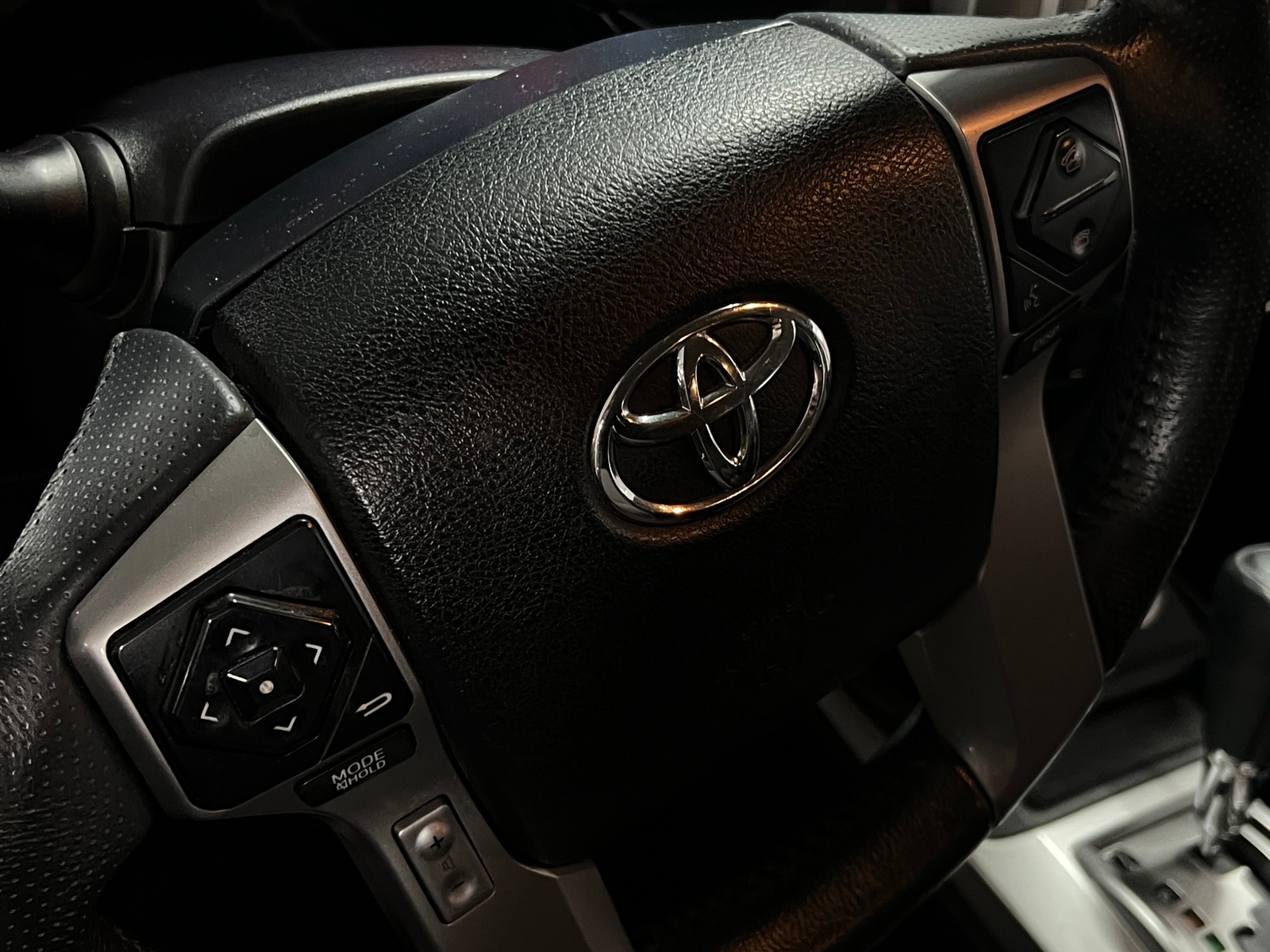 Thumbnail: 2017 Toyota 4Runner - 5