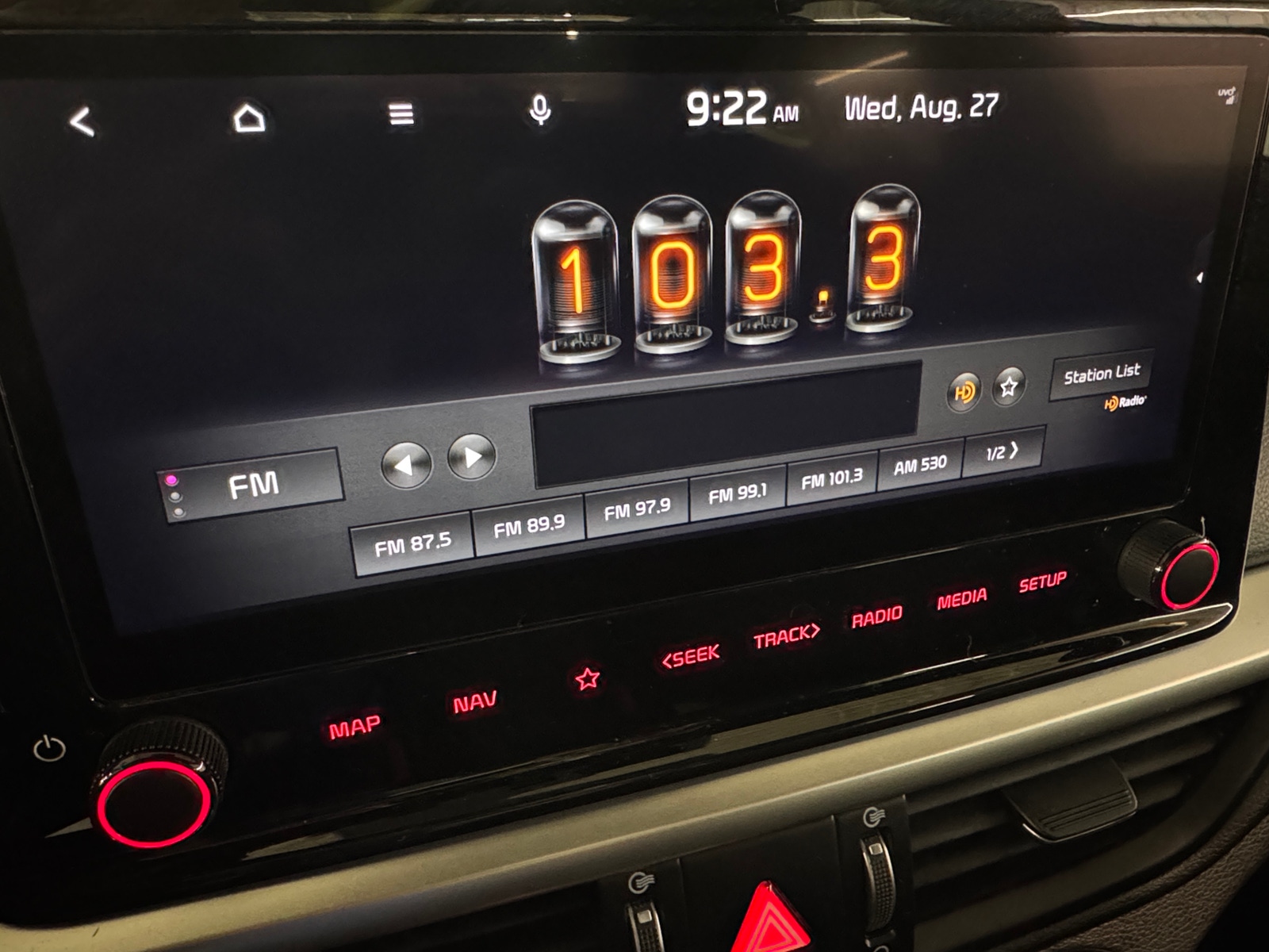 Thumbnail: 2022 Kia Forte - 4