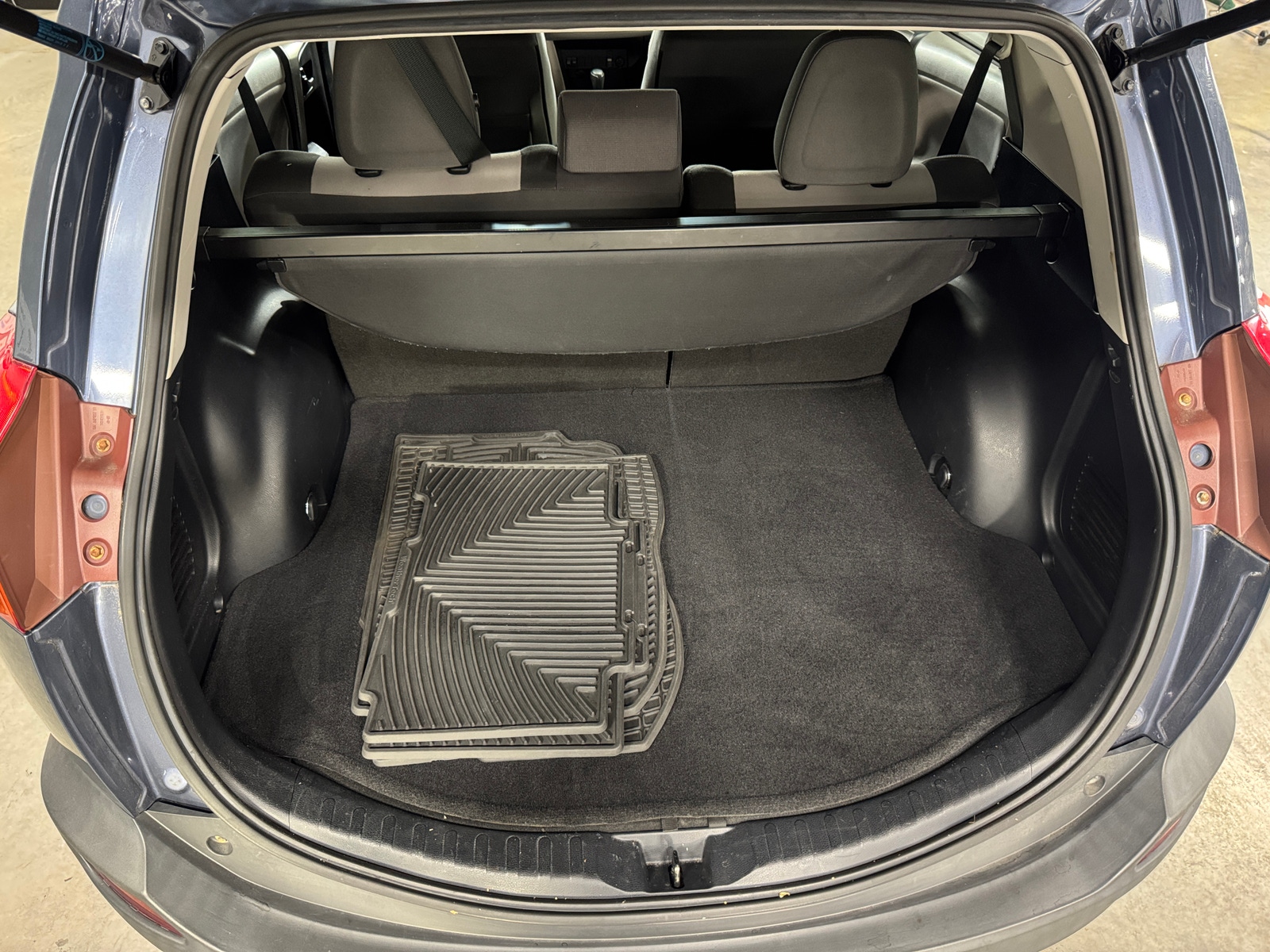 Thumbnail: 2013 Toyota RAV4 - 7