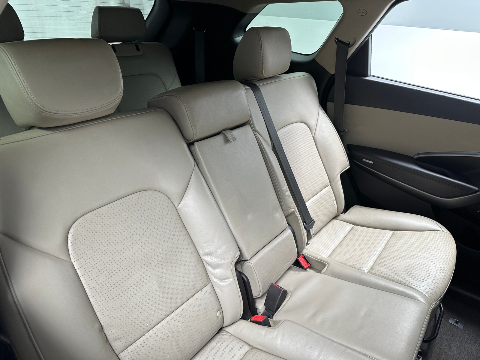 Thumbnail: 2013 Hyundai Santa Fe - 6