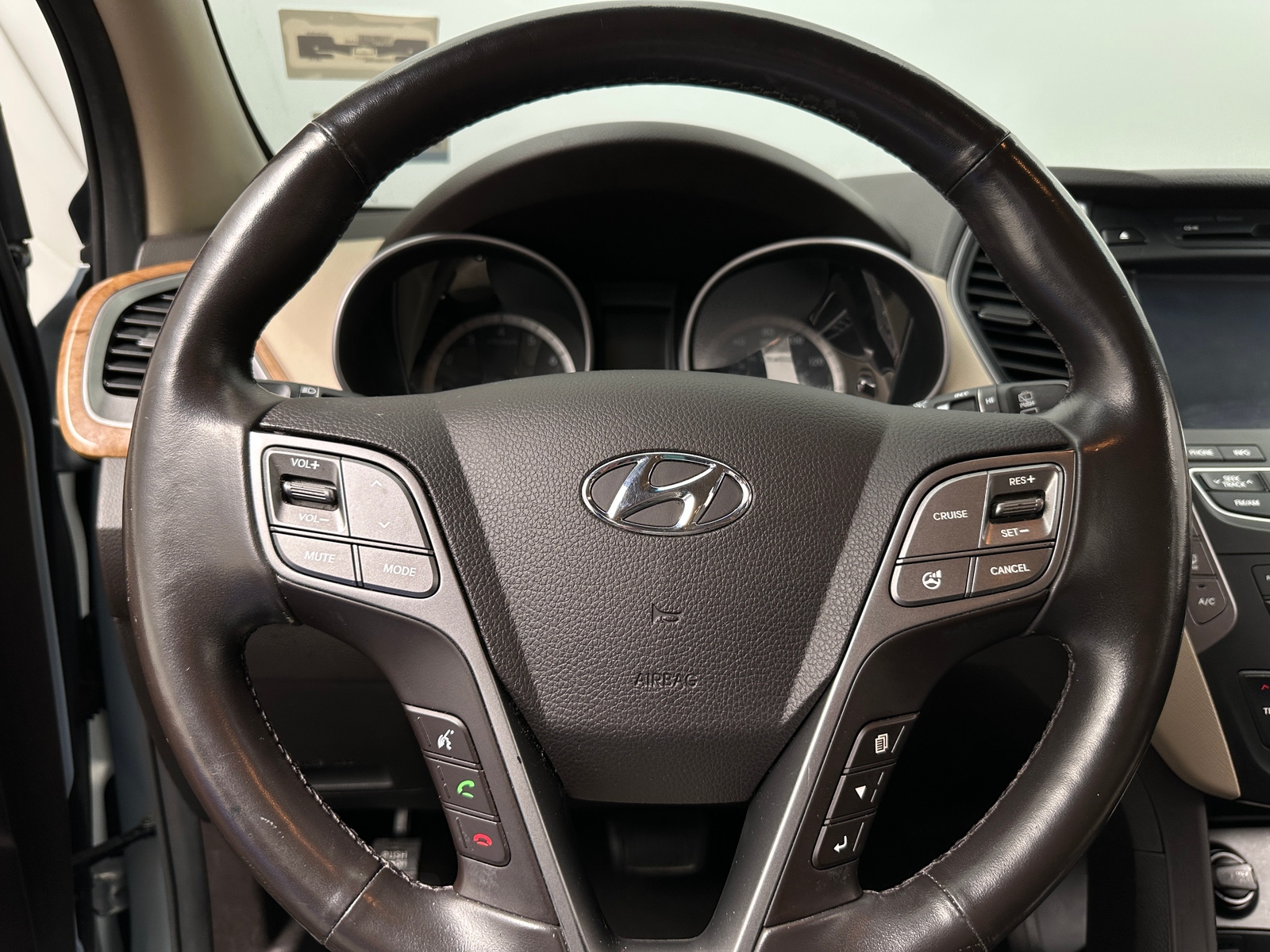 Thumbnail: 2013 Hyundai Santa Fe - 5