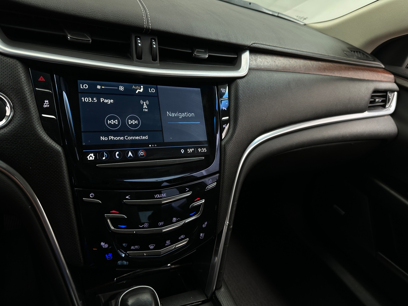 Thumbnail: 2019 Cadillac XTS - 3