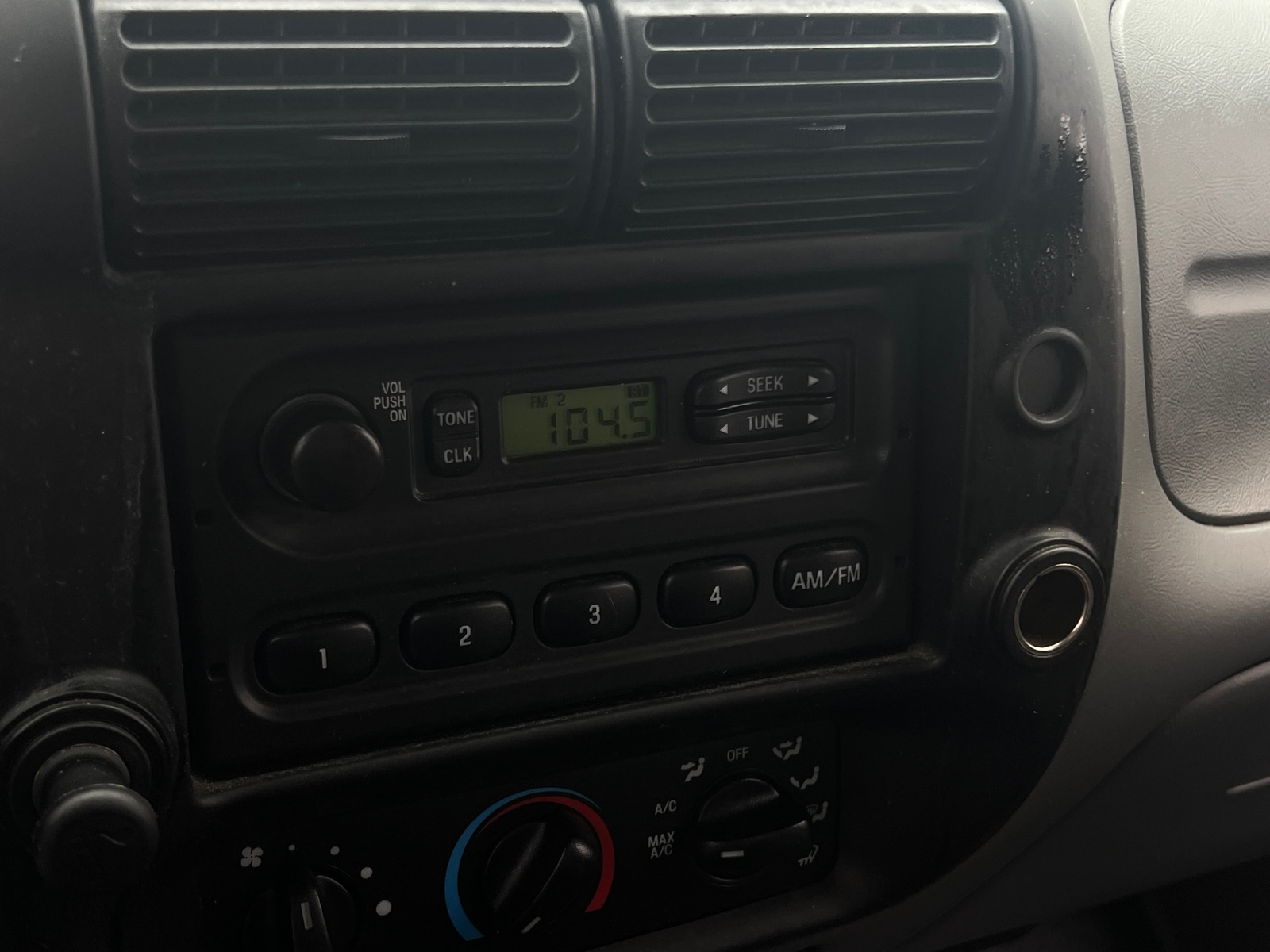 Thumbnail: 2011 Ford Ranger - 3