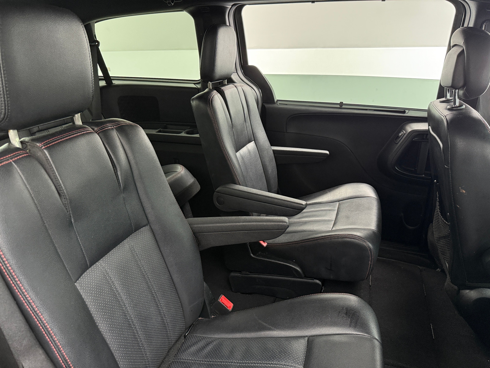 Thumbnail: 2020 Dodge Grand Caravan - 5