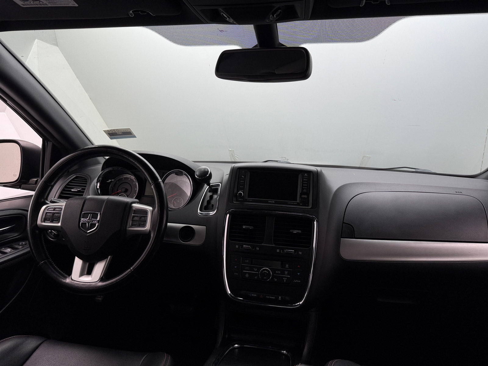 Thumbnail: 2020 Dodge Grand Caravan - 2