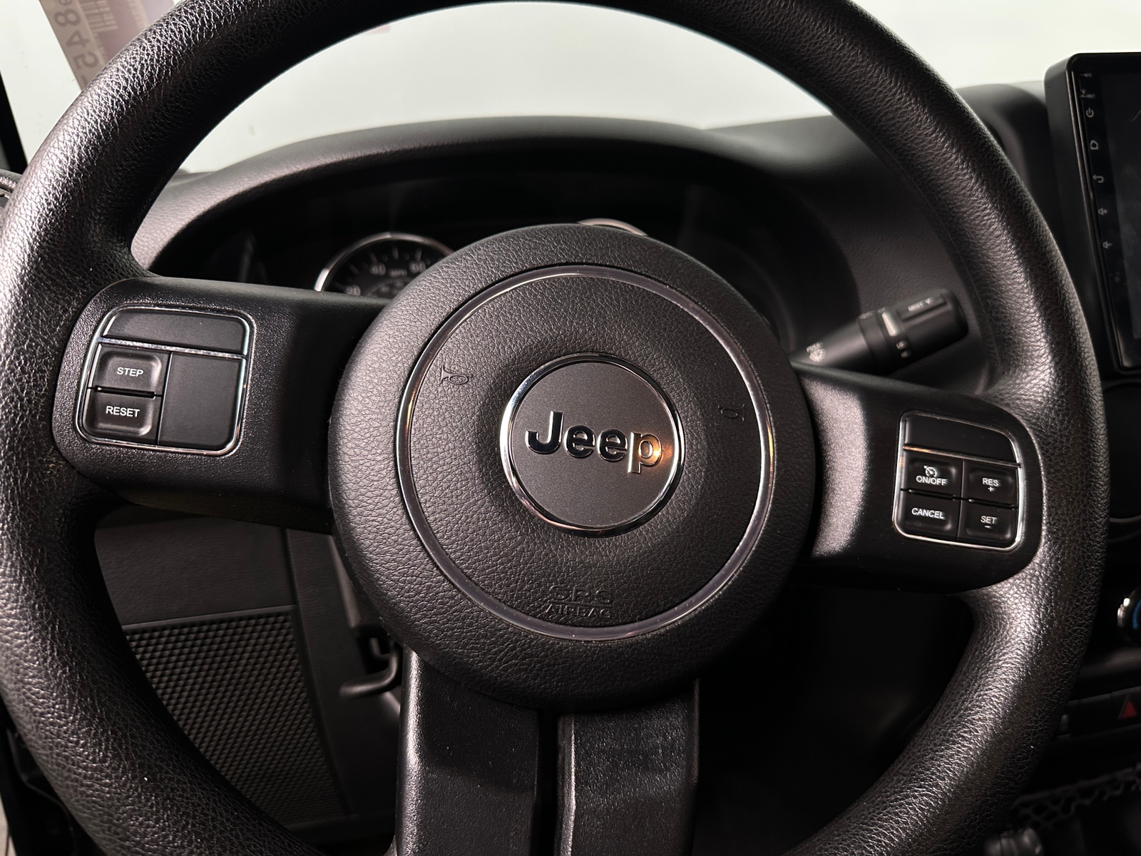 Thumbnail: 2016 Jeep Wrangler - 5