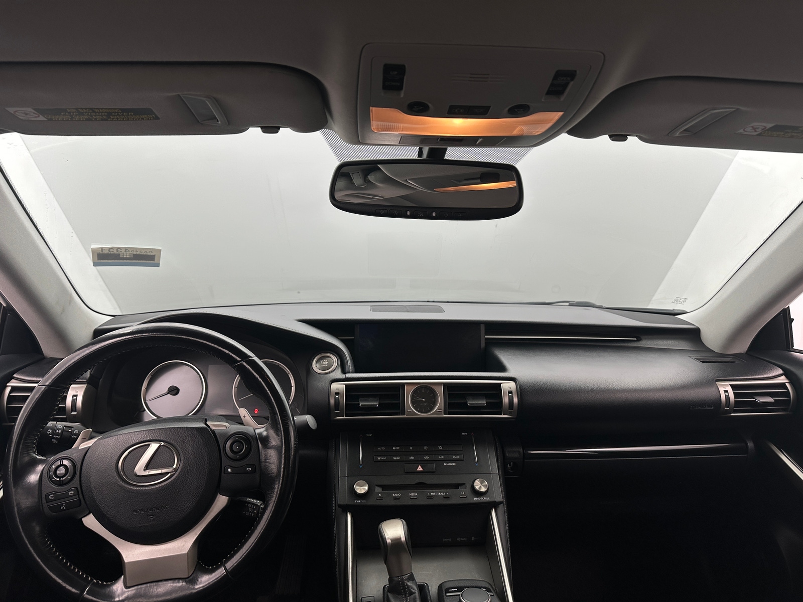 Thumbnail: 2016 Lexus IS - 2