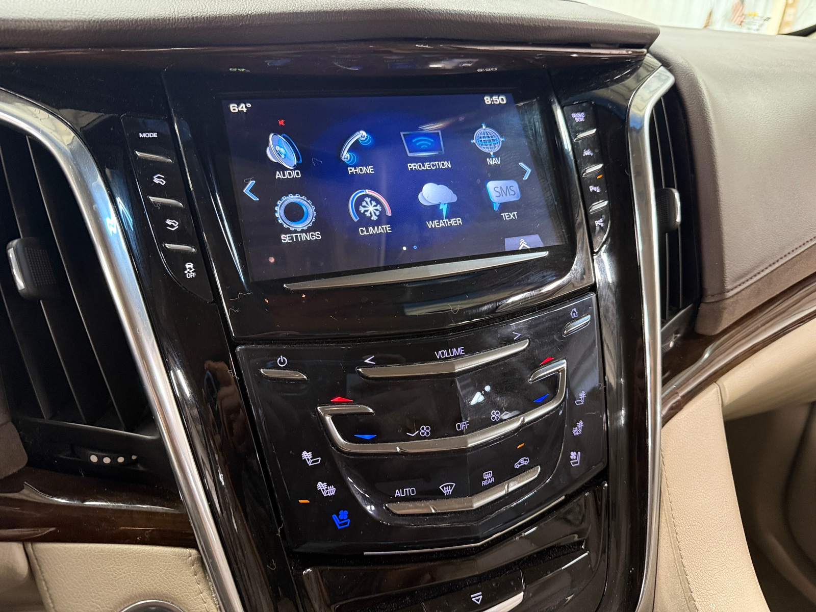 Thumbnail: 2017 Cadillac Escalade - 3