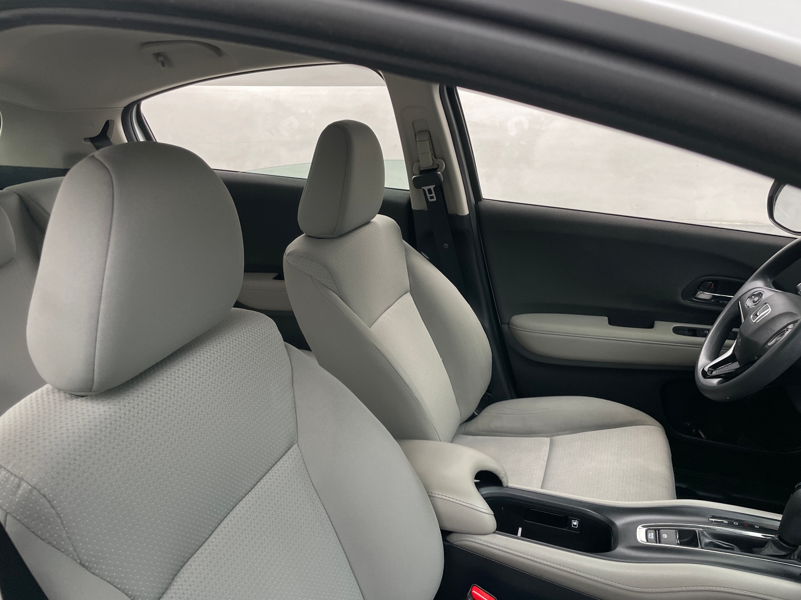 Thumbnail: 2022 Honda HR-V - 2