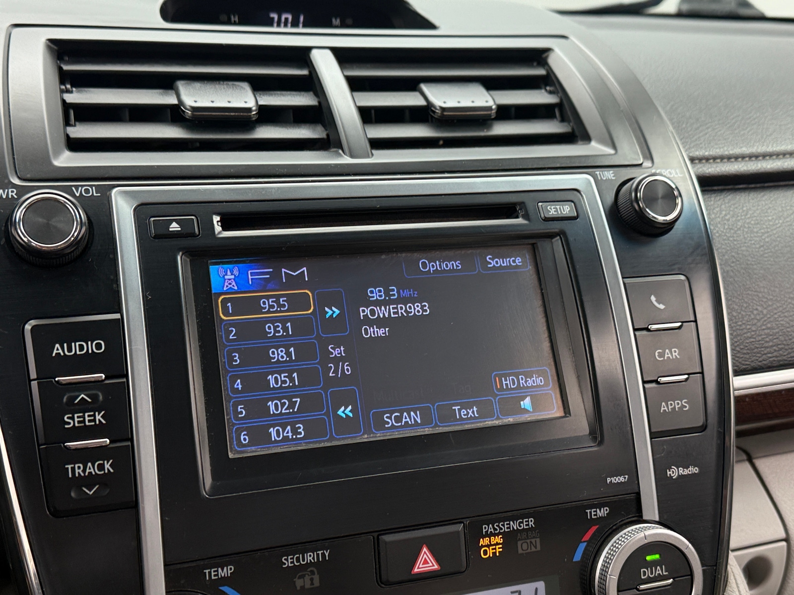 Thumbnail: 2012 Toyota Camry - 4