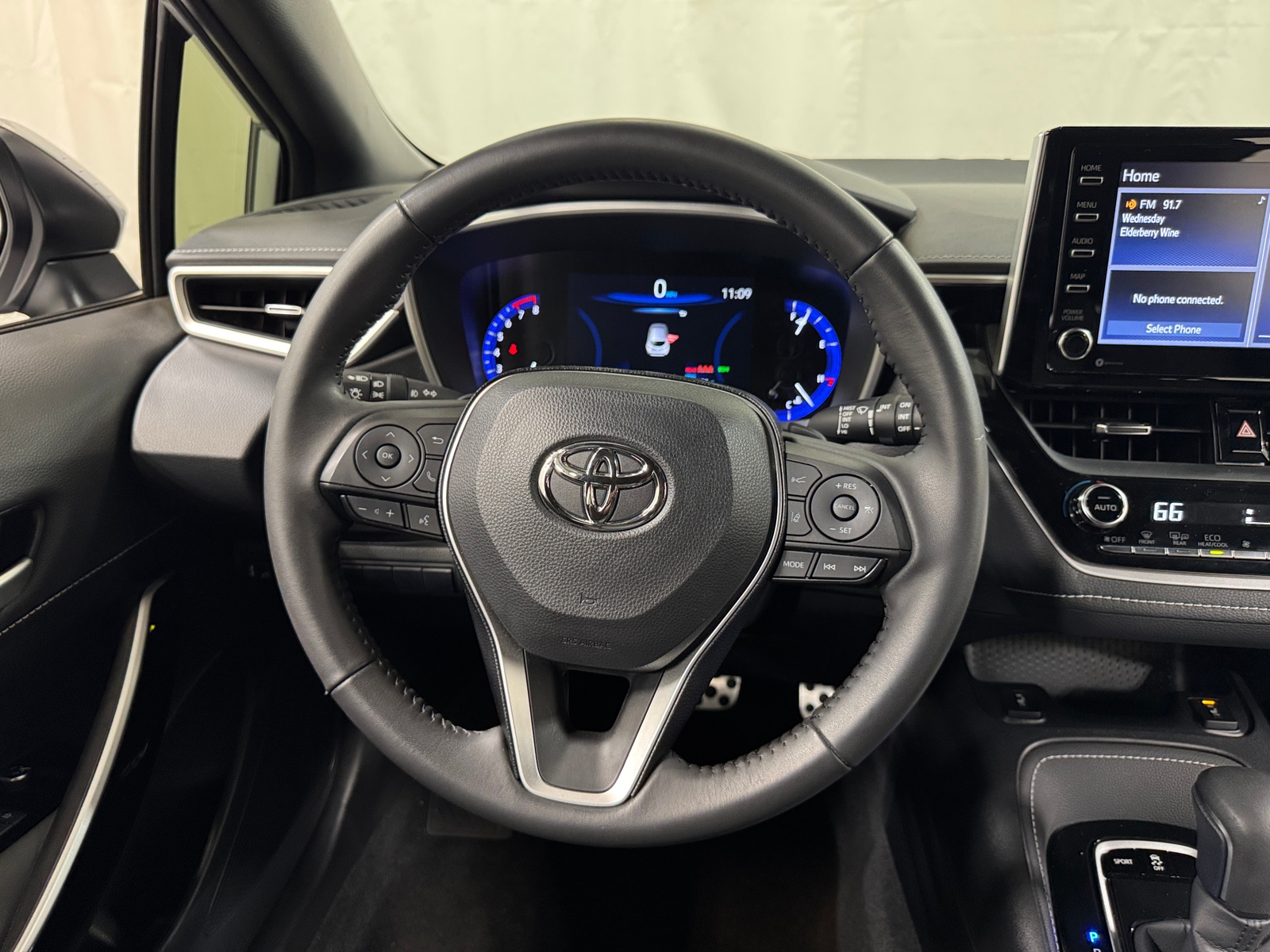 Thumbnail: 2021 Toyota Corolla - 5