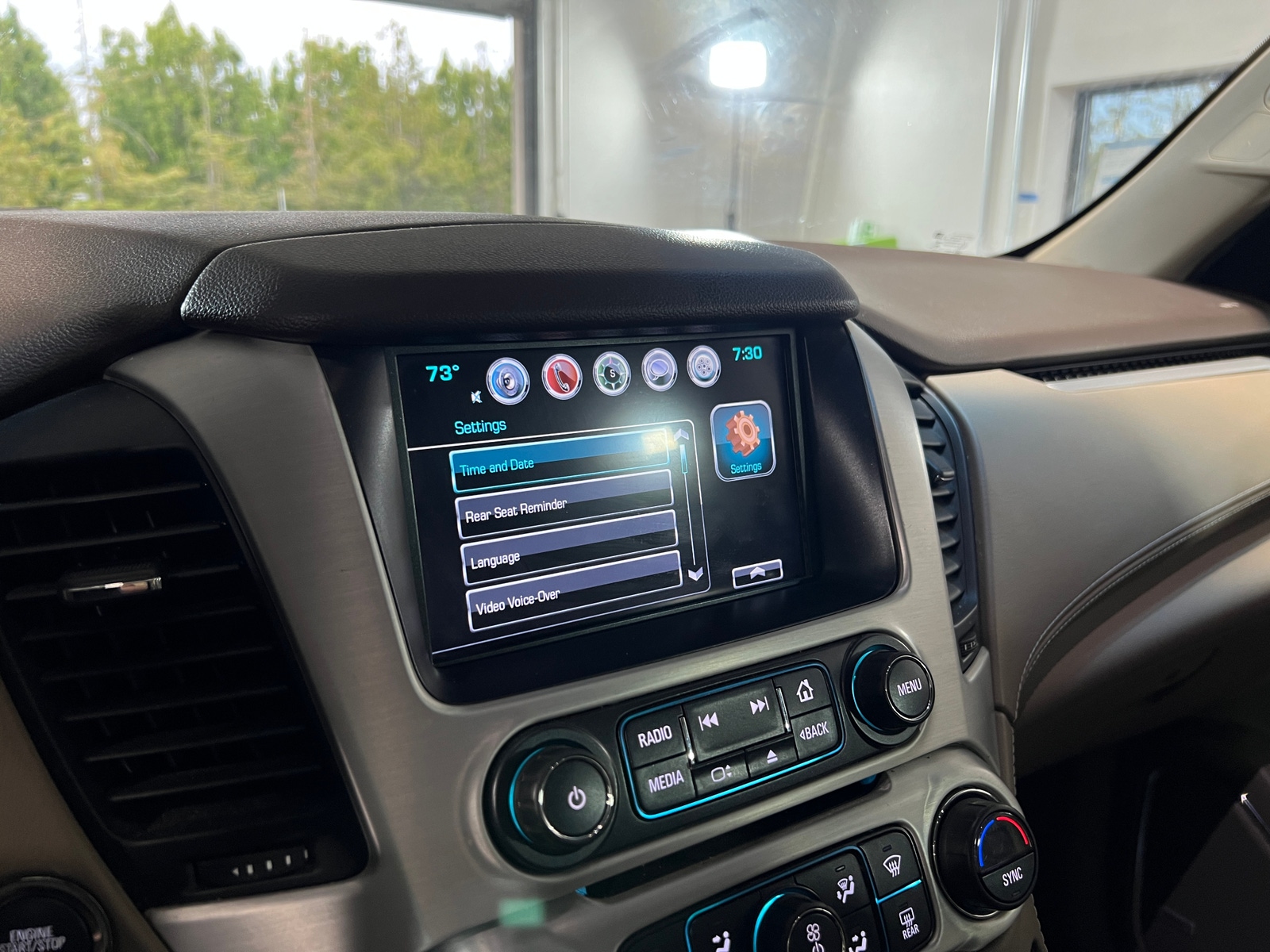 Thumbnail: 2019 GMC Yukon - 3
