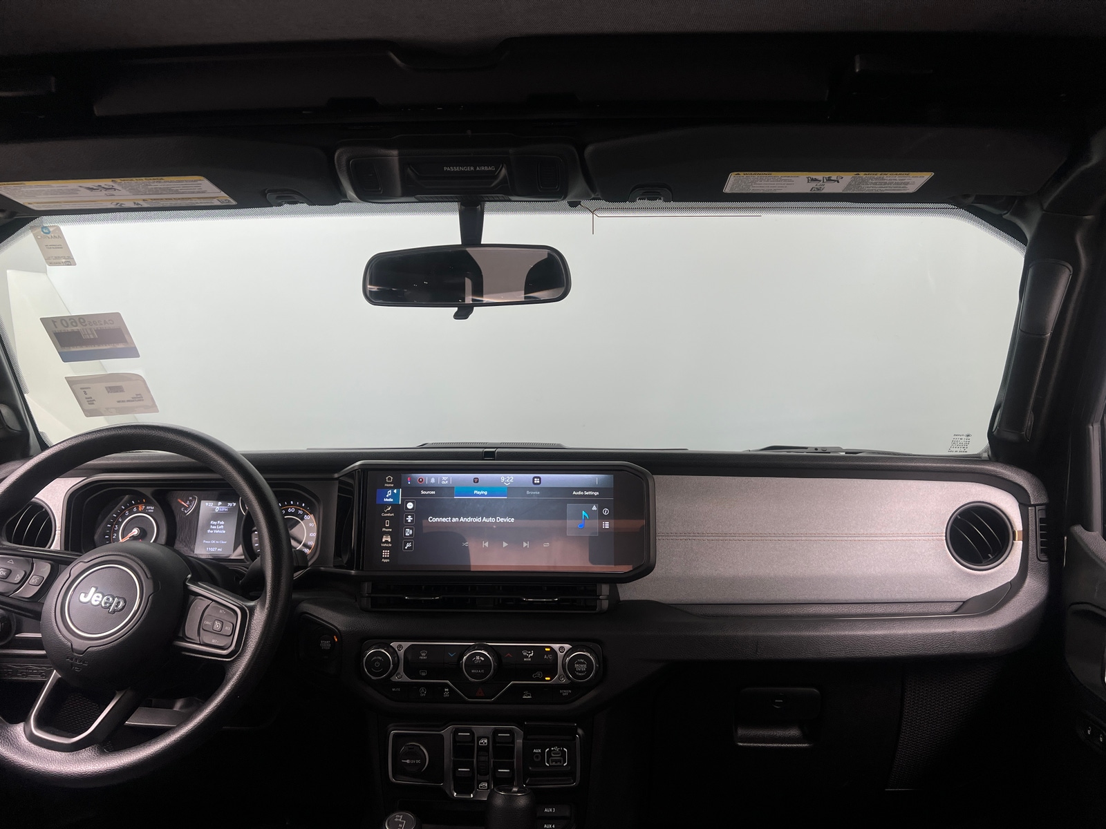 Thumbnail: 2024 Jeep Gladiator - 3