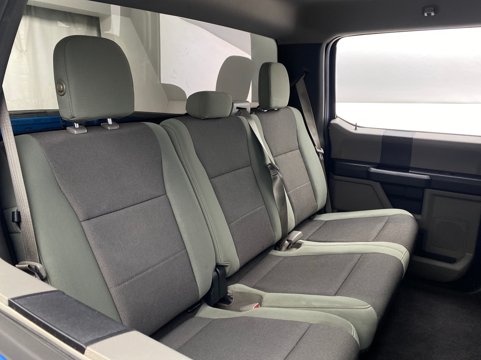 Thumbnail: 2015 Ford Econoline - 6