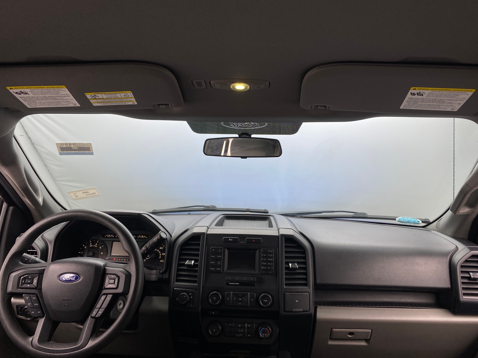 Thumbnail: 2015 Ford Econoline - 3