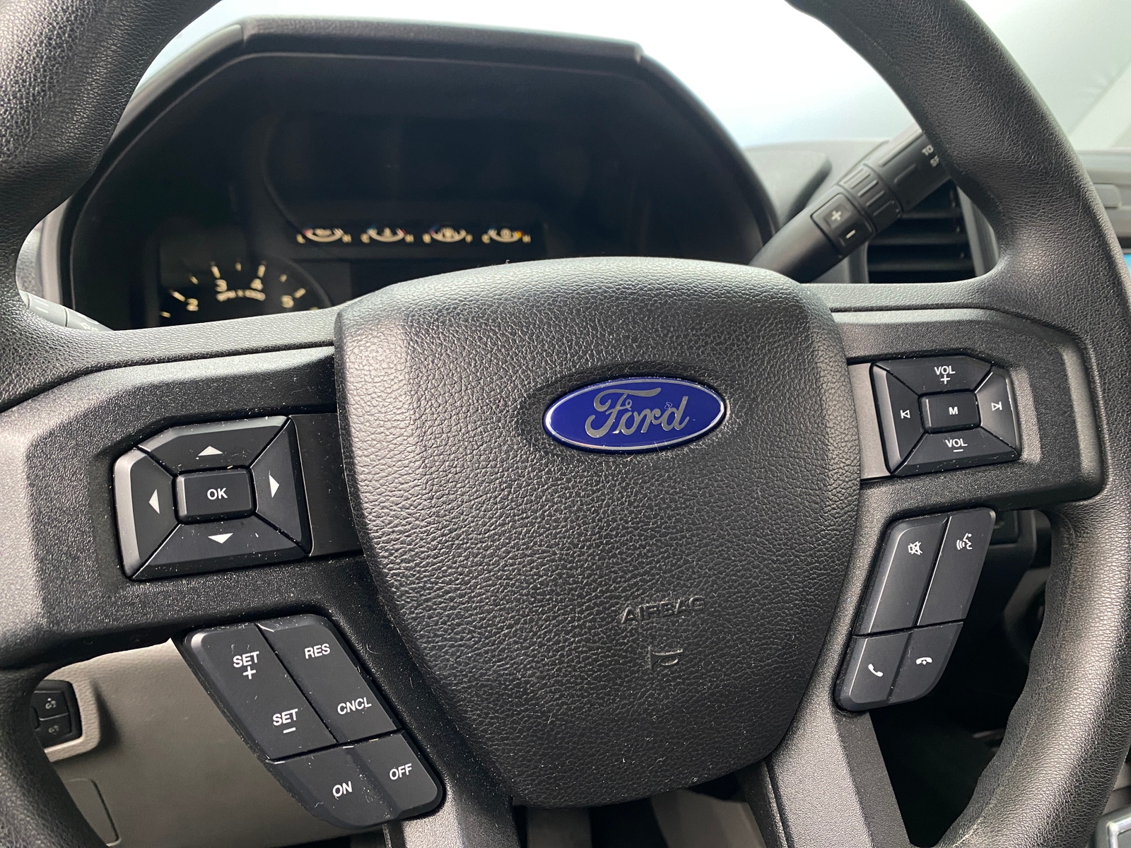 Thumbnail: 2015 Ford Econoline - 5
