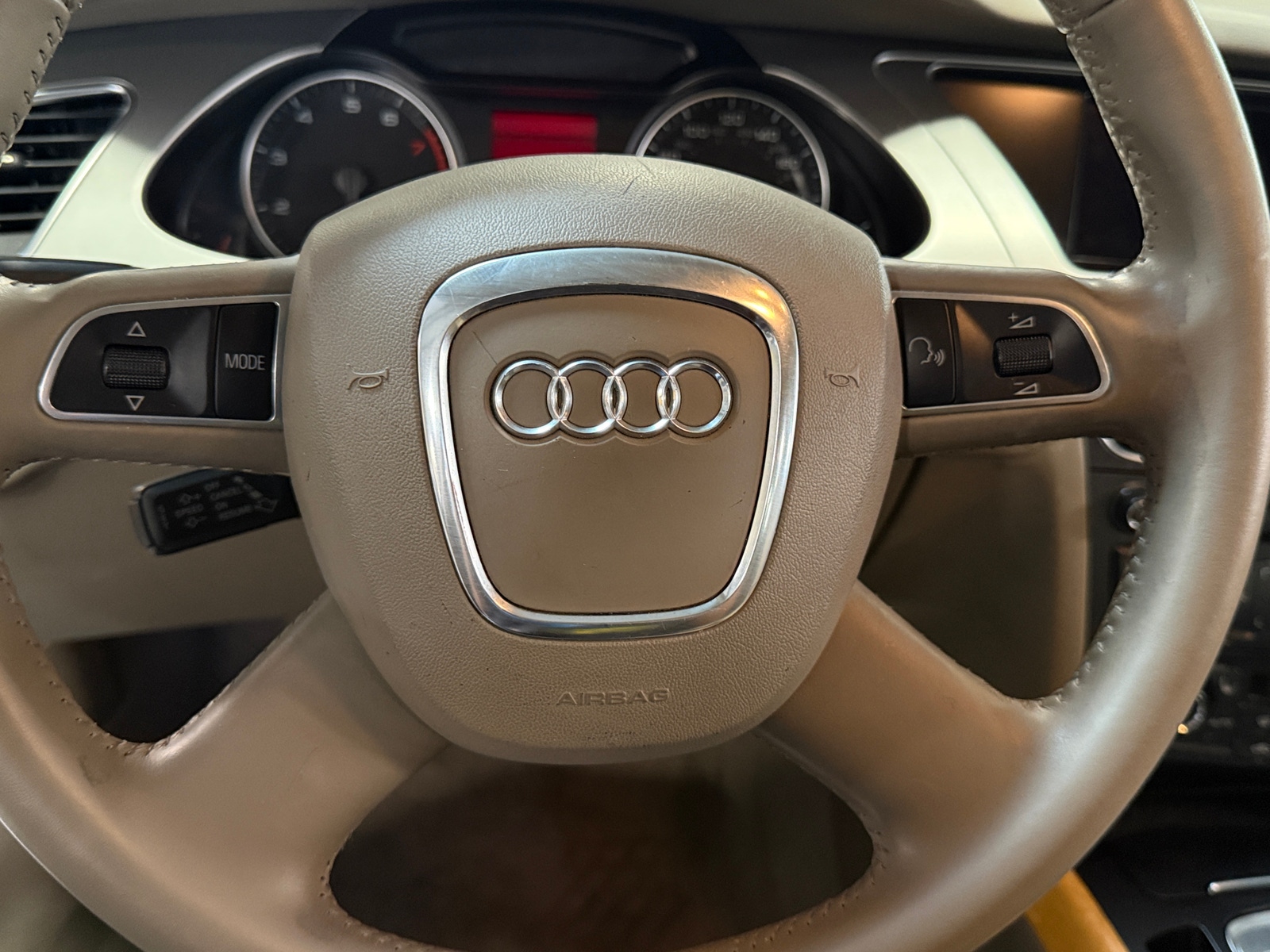 Thumbnail: 2010 Audi A4 - 4