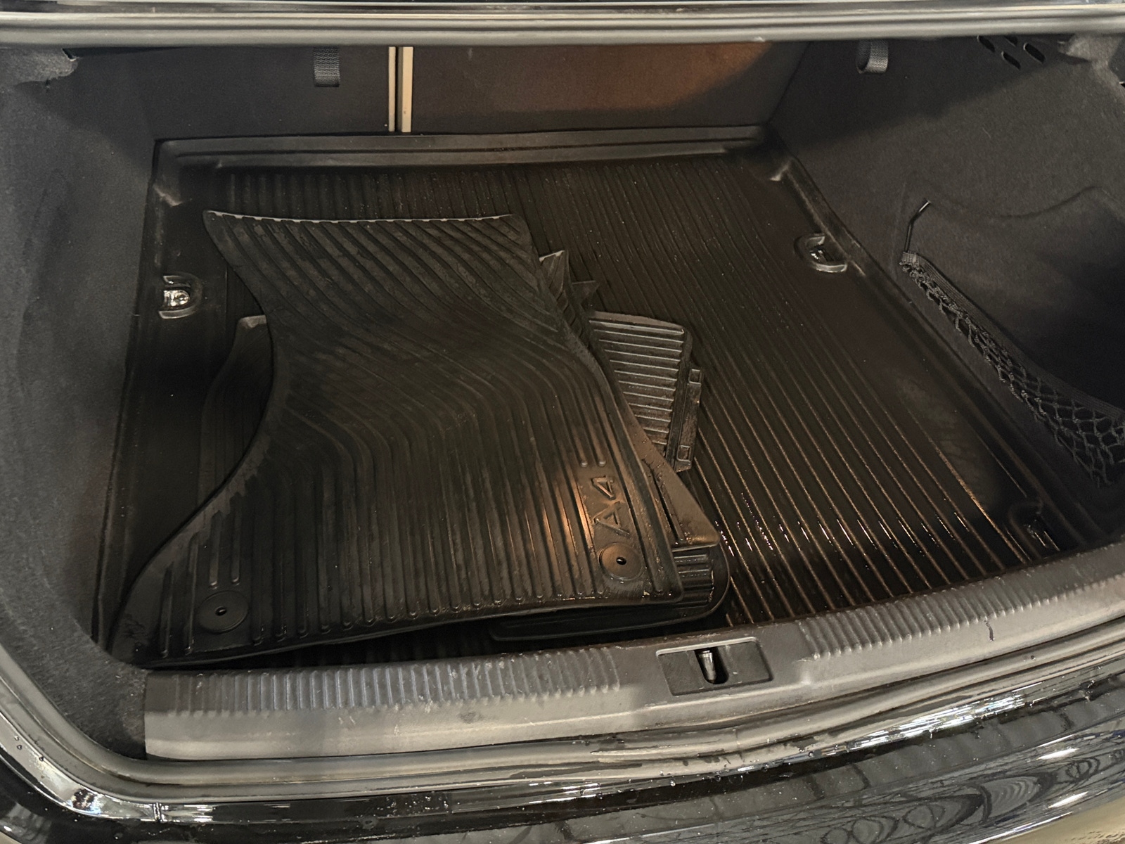 Thumbnail: 2010 Audi A4 - 6