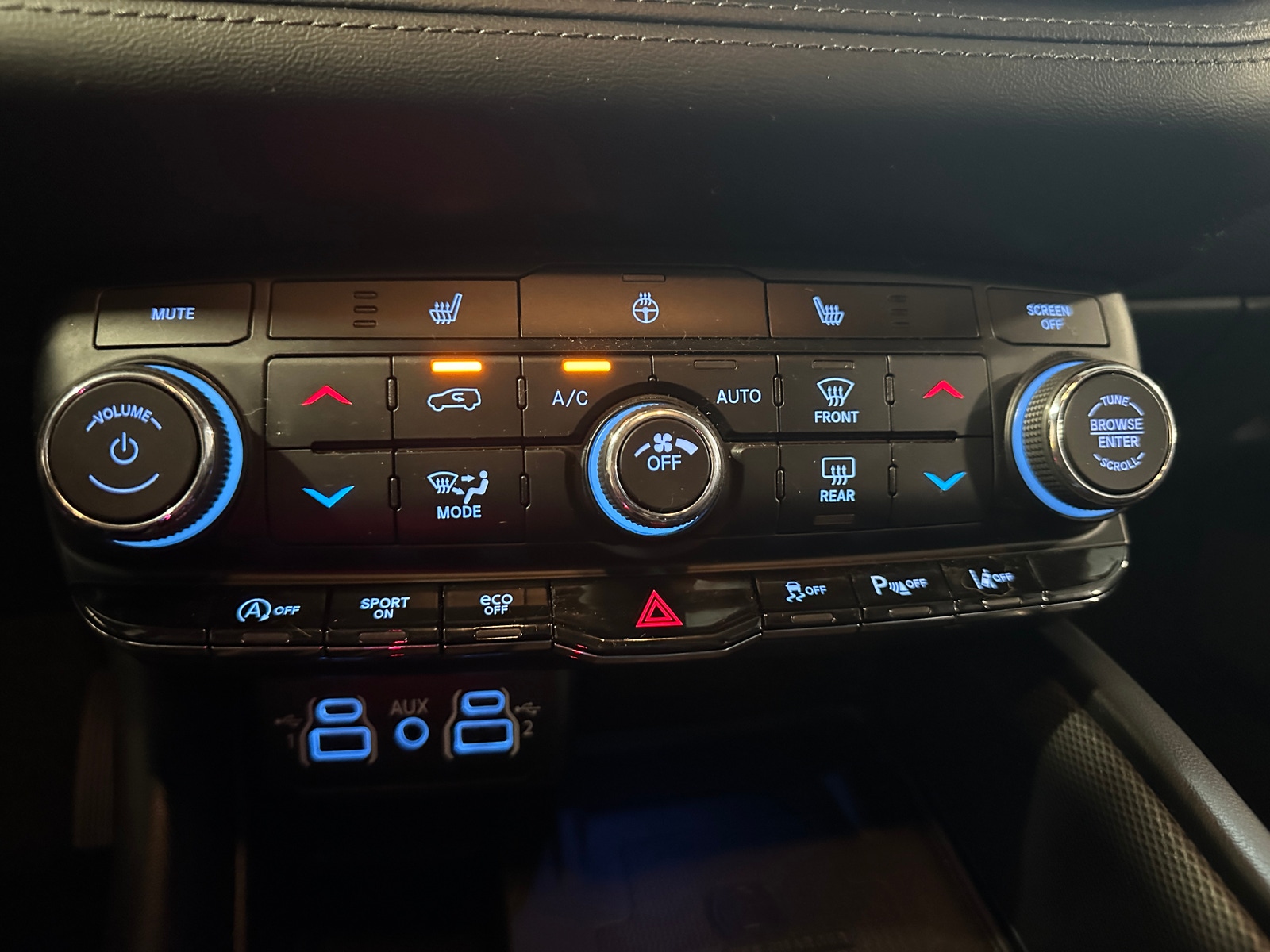 Thumbnail: 2022 Dodge Durango - 3
