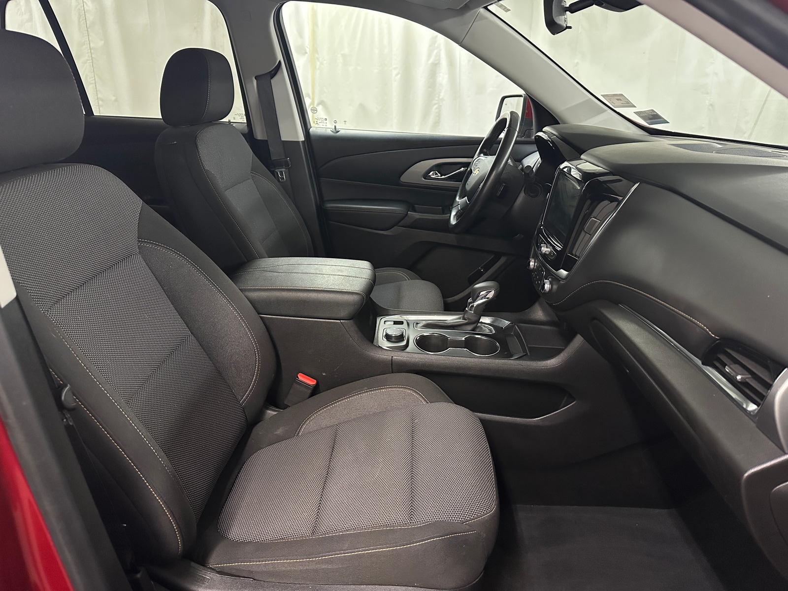 Thumbnail: 2021 Chevrolet Traverse - 2