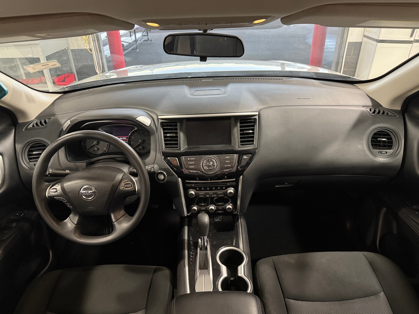 Thumbnail: 2020 Nissan Pathfinder - 3