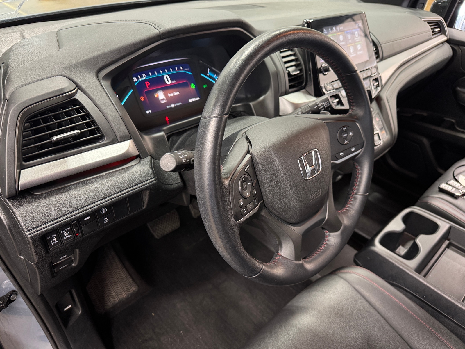 Thumbnail: 2023 Honda Odyssey - 2