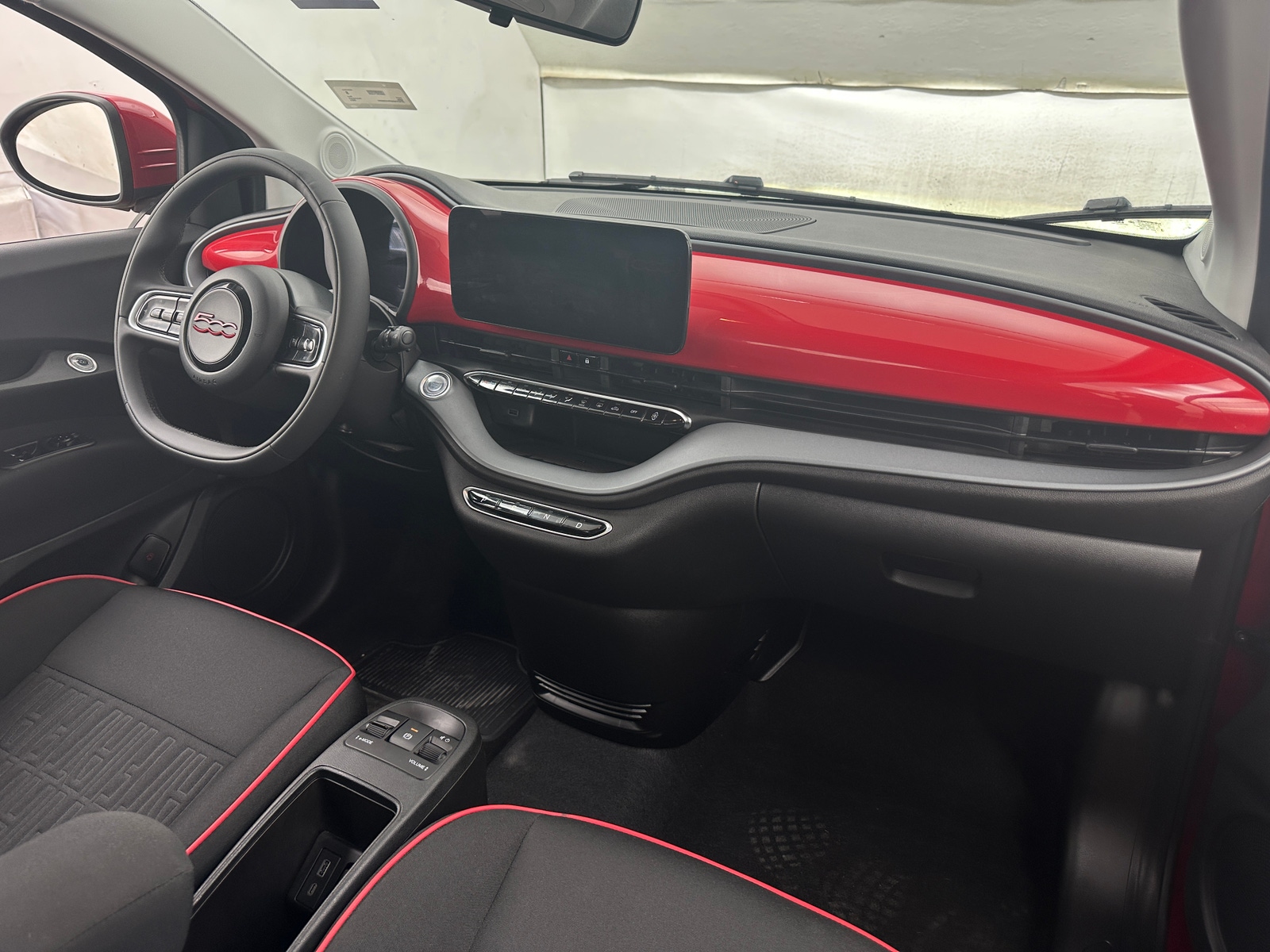 Thumbnail: 2024 Fiat 500e - 3