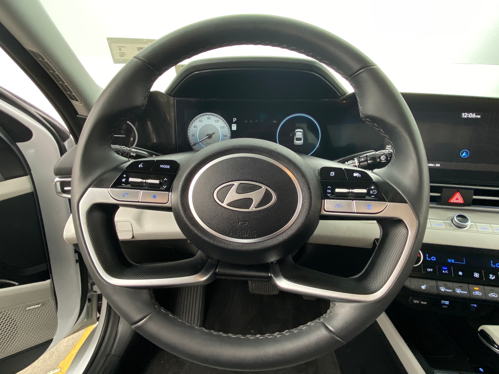 Thumbnail: 2025 Hyundai Elantra - 4
