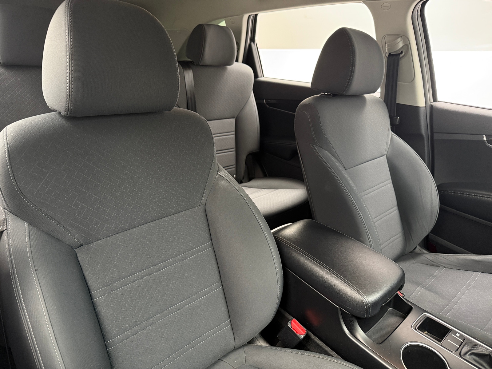 Thumbnail: 2019 Kia Sorento - 2