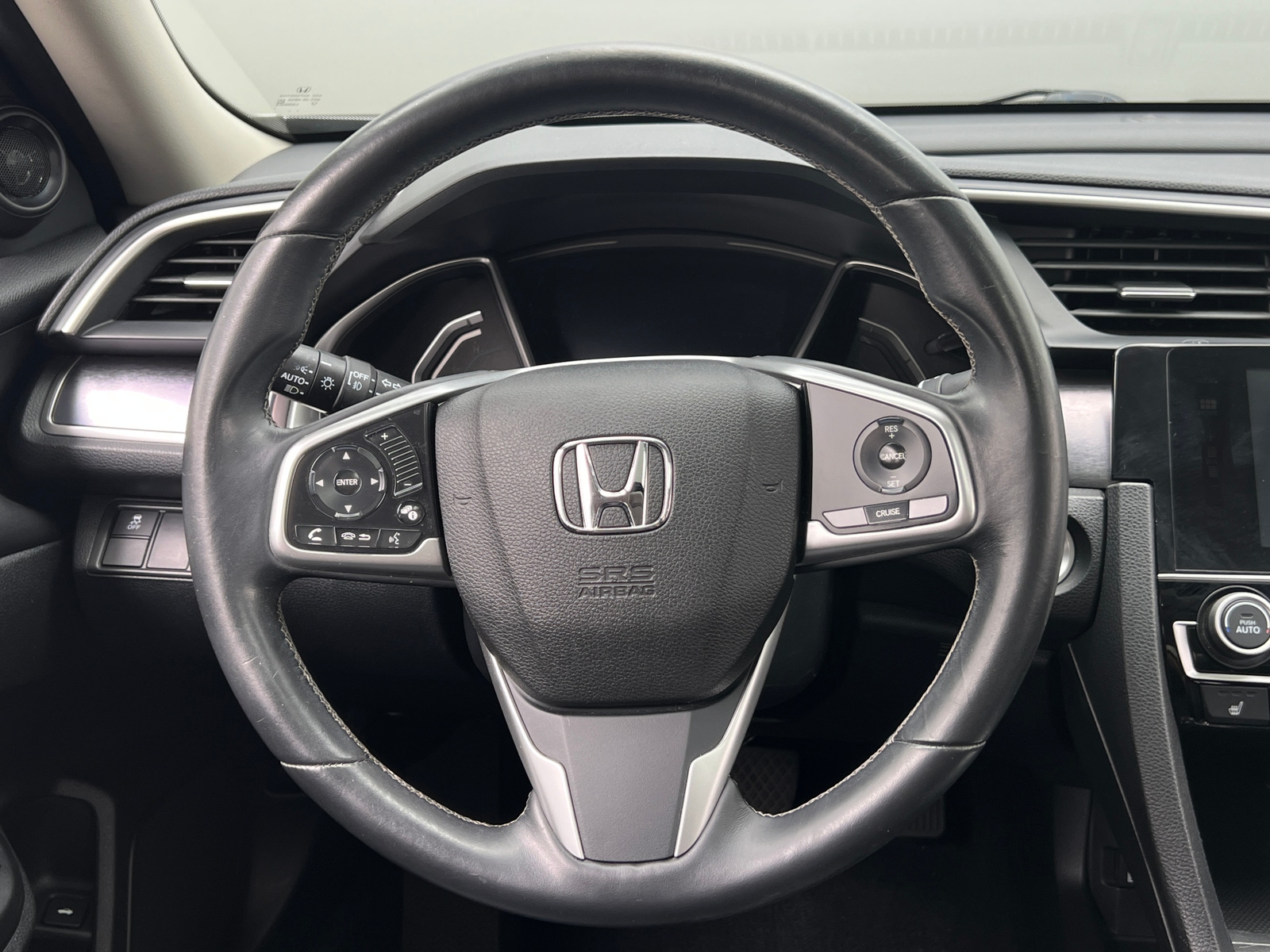 Thumbnail: 2018 Honda Civic - 4