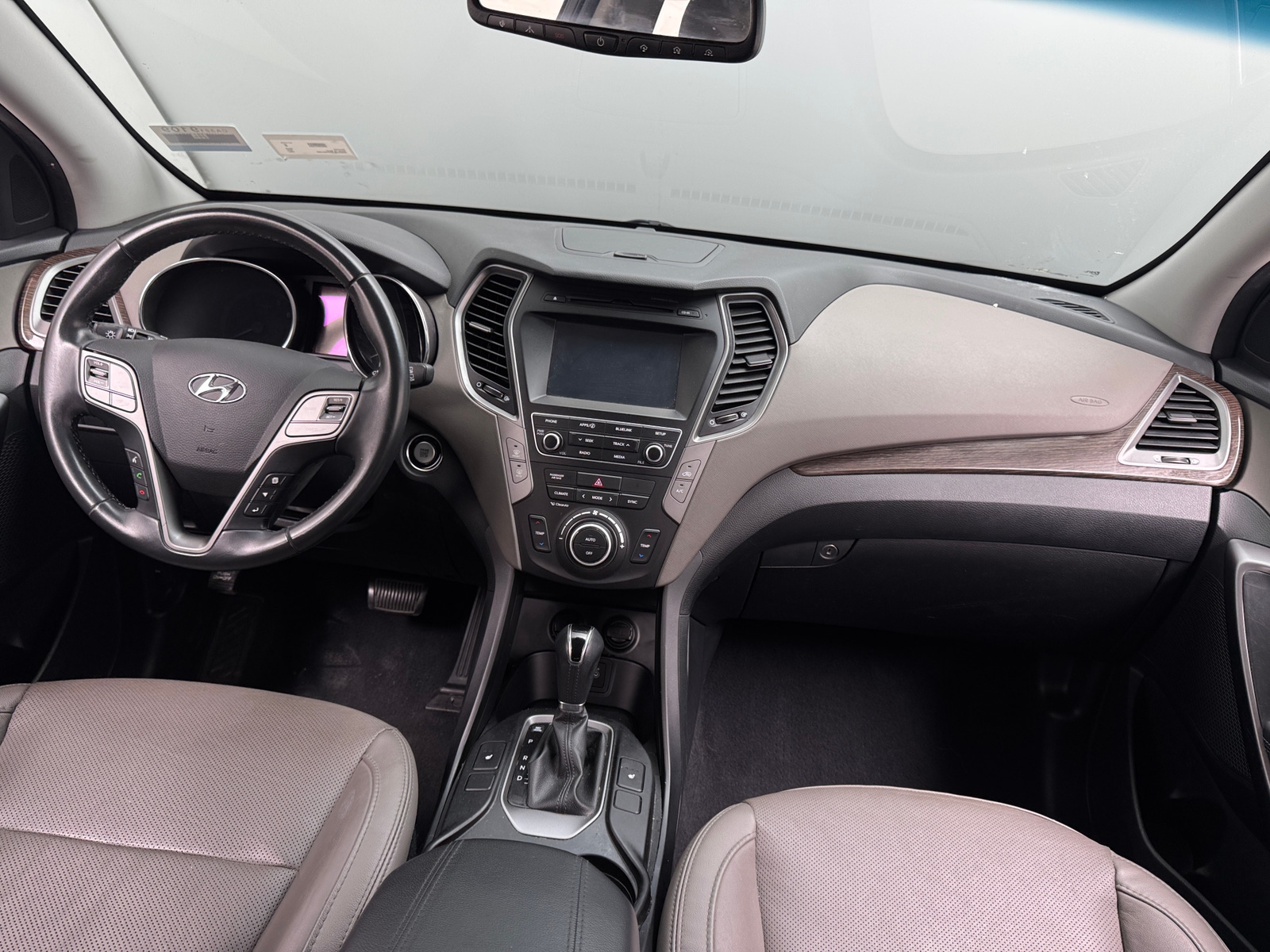 Thumbnail: 2017 Hyundai Santa Fe - 2