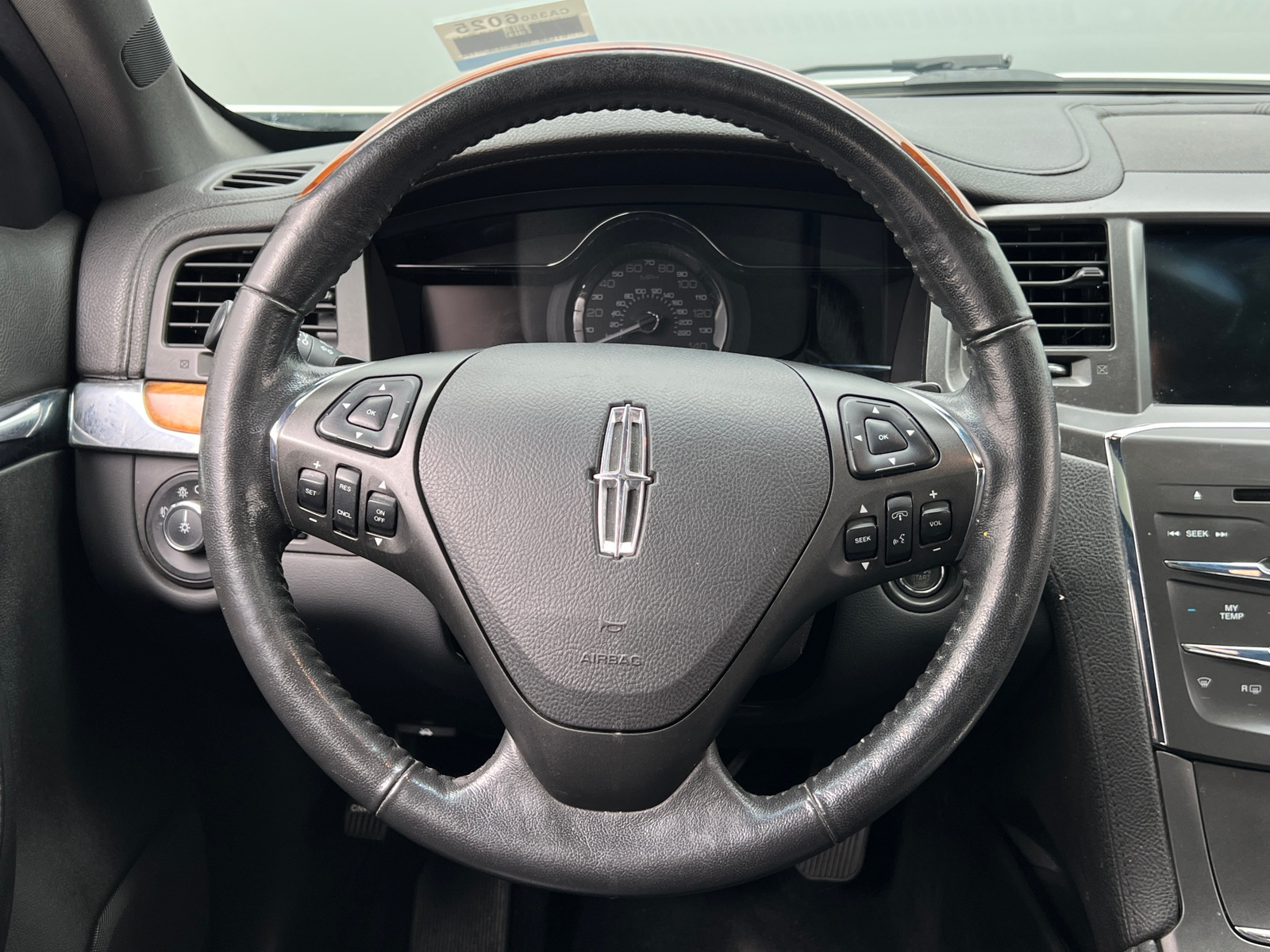 Thumbnail: 2016 Lincoln MKS - 4