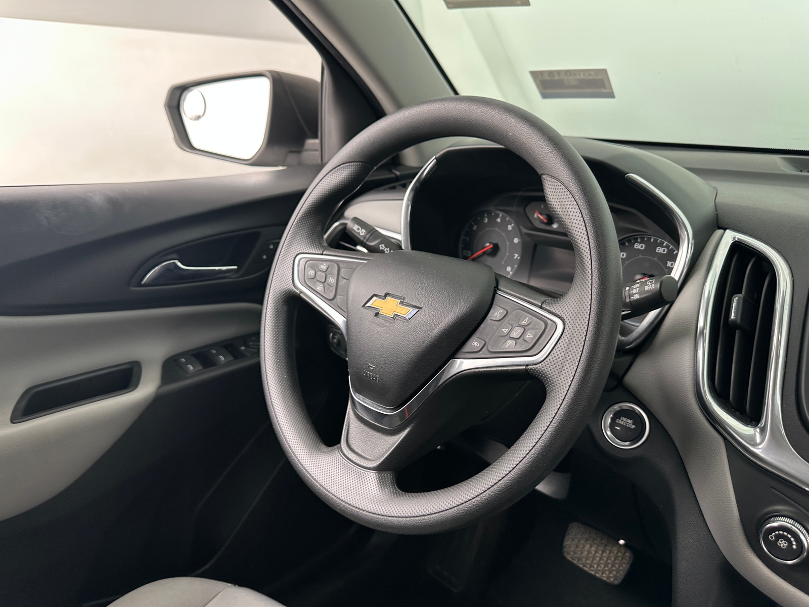Thumbnail: 2019 Chevrolet Equinox - 5