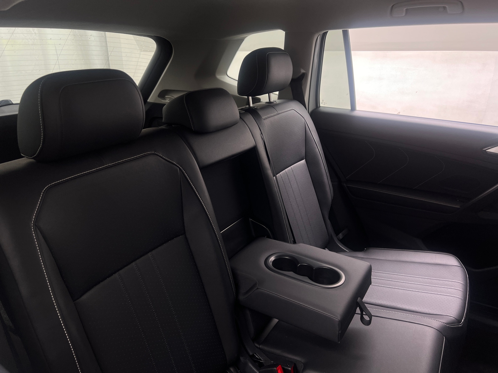 Thumbnail: 2024 Volkswagen Tiguan - 5