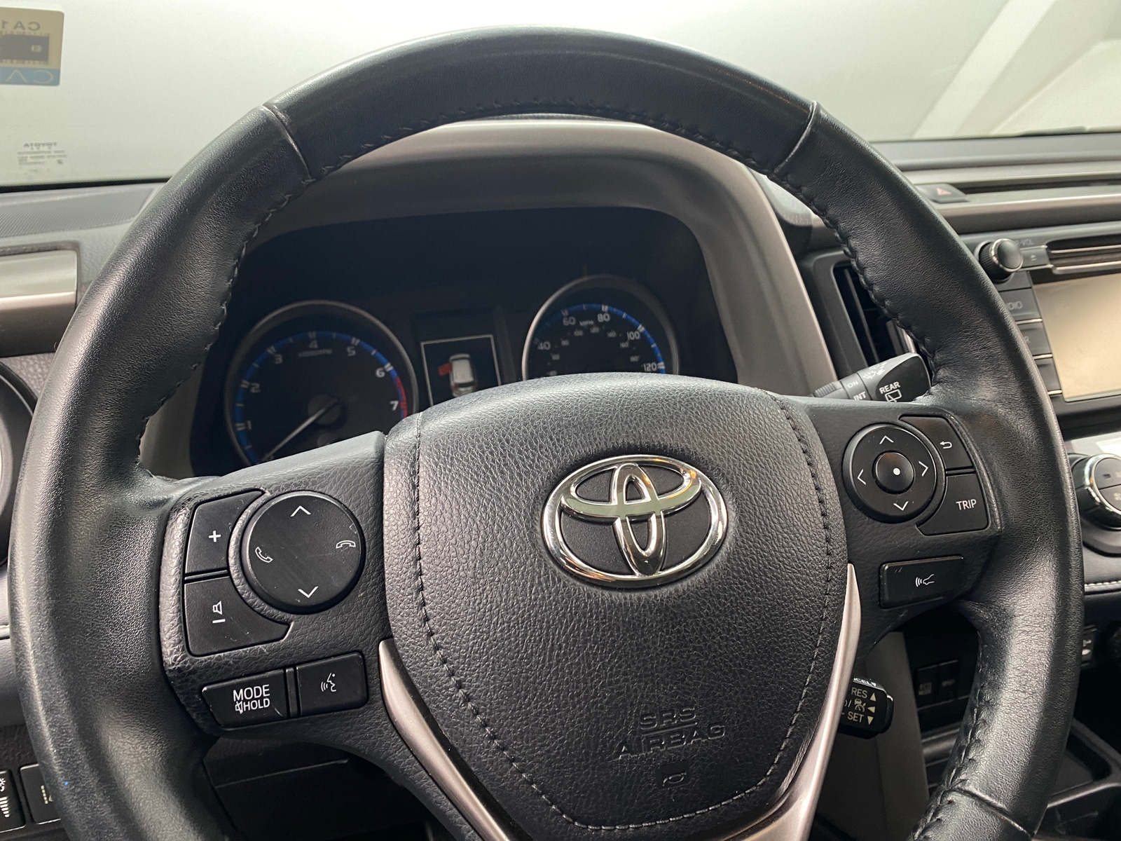 Thumbnail: 2018 Toyota RAV4 - 5