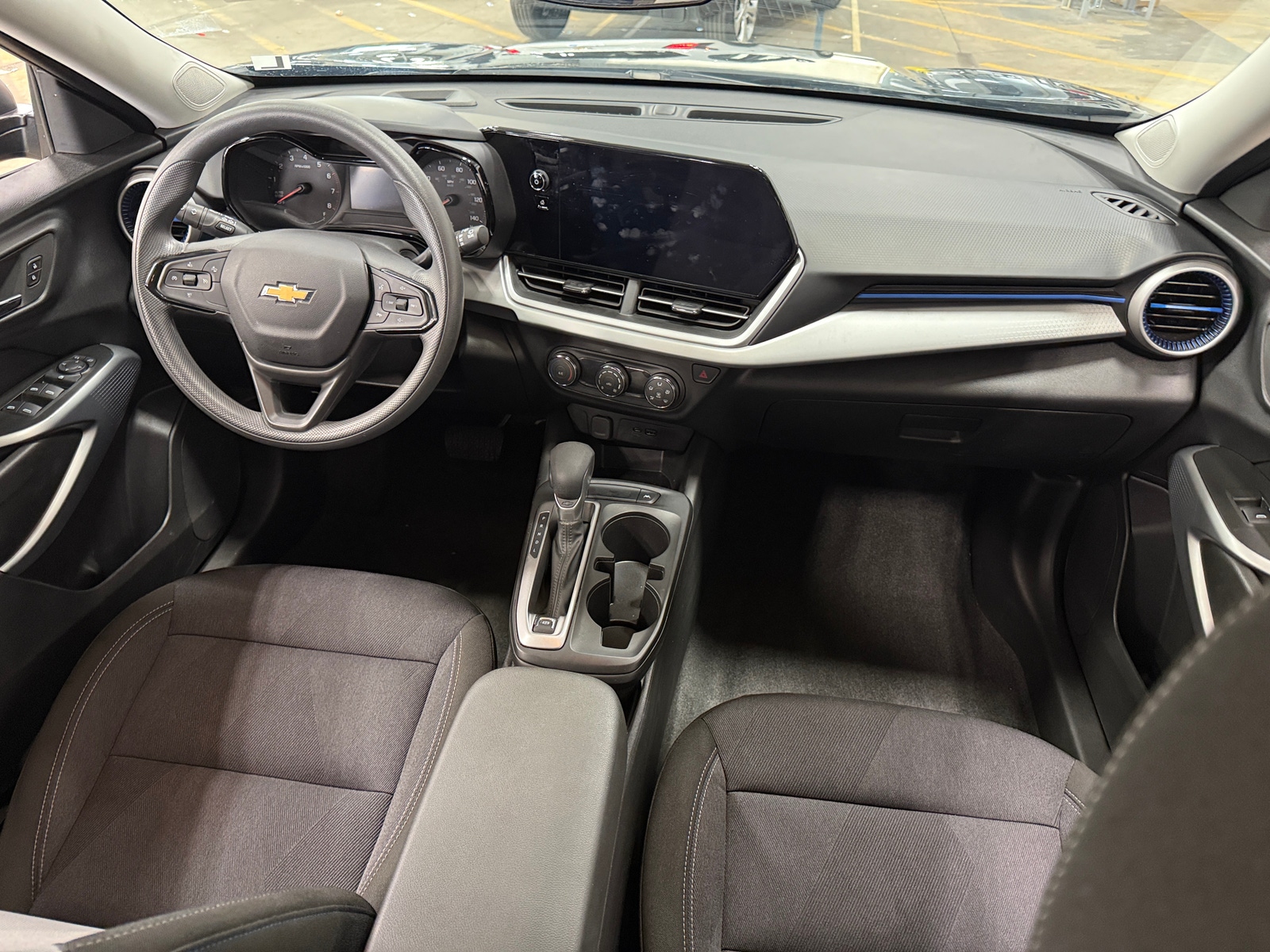 Thumbnail: 2025 Chevrolet Trax - 3