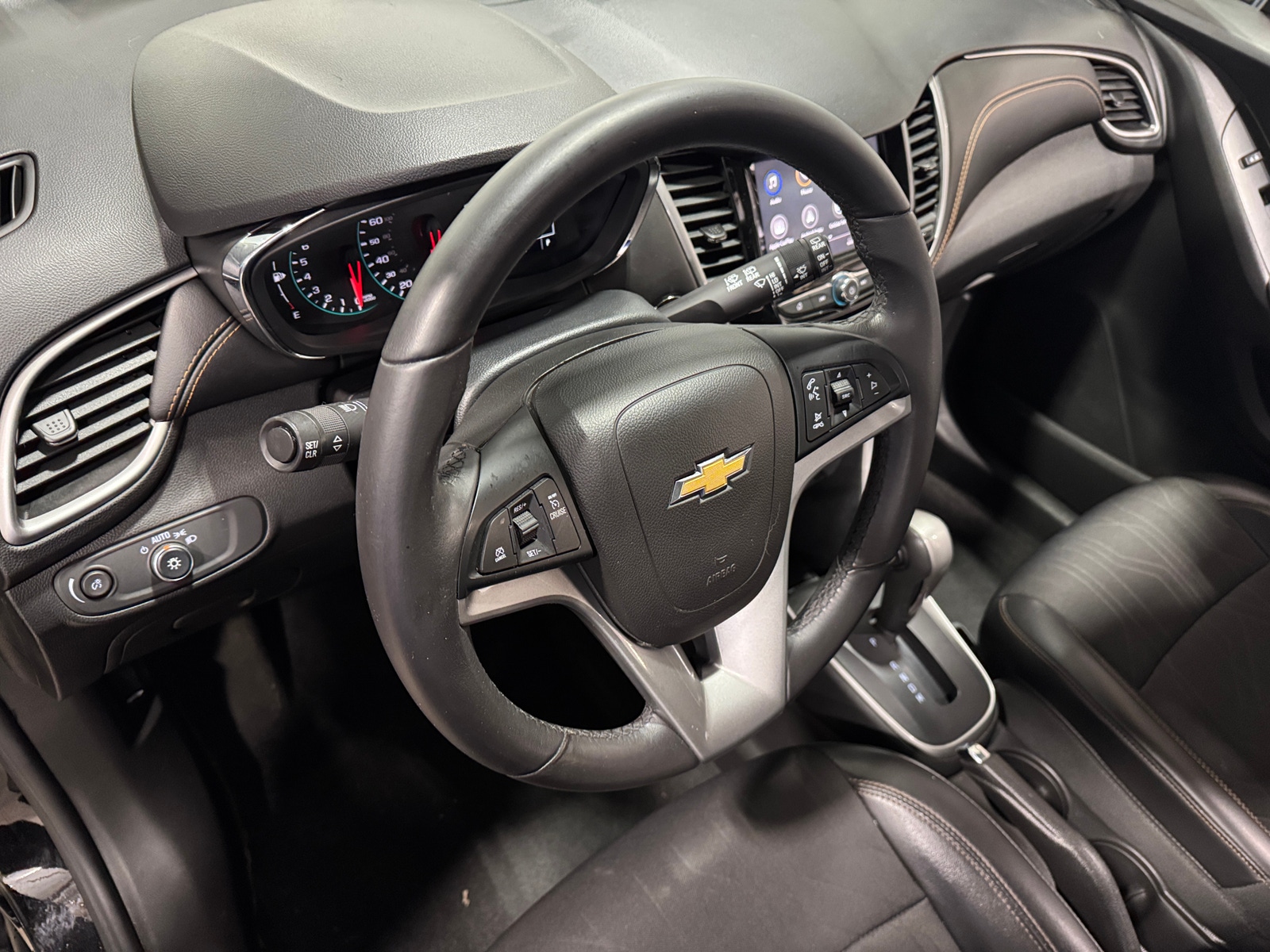 Thumbnail: 2021 Chevrolet Trax - 3