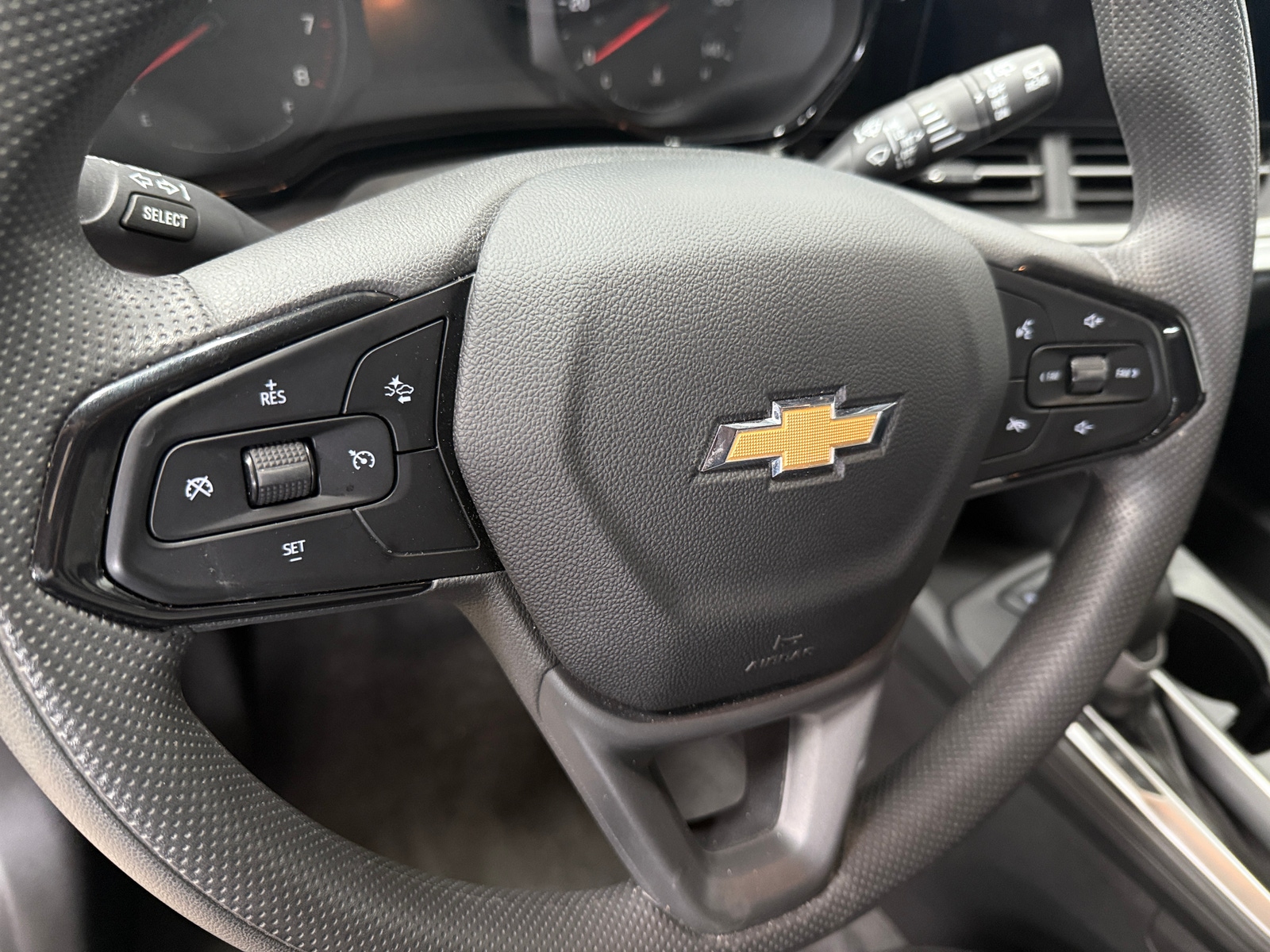 Thumbnail: 2025 Chevrolet Trax - 5