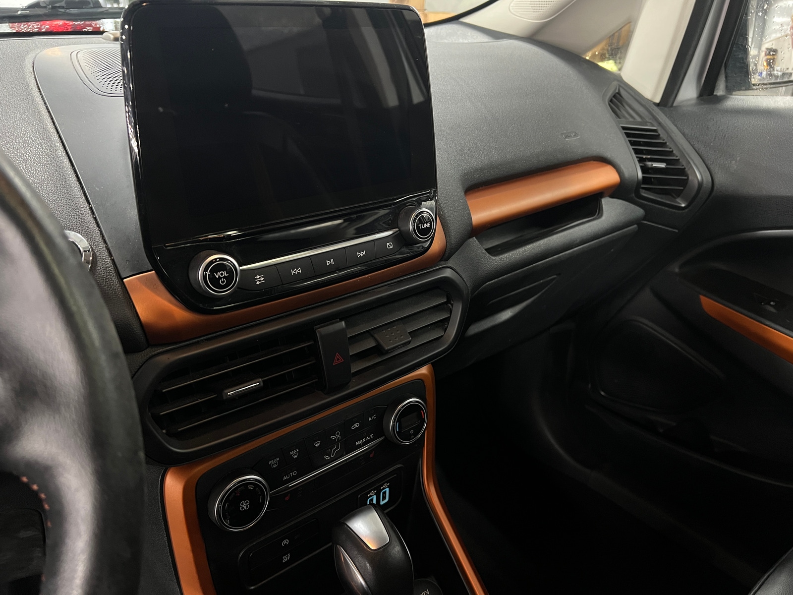 Thumbnail: 2018 Ford EcoSport - 3