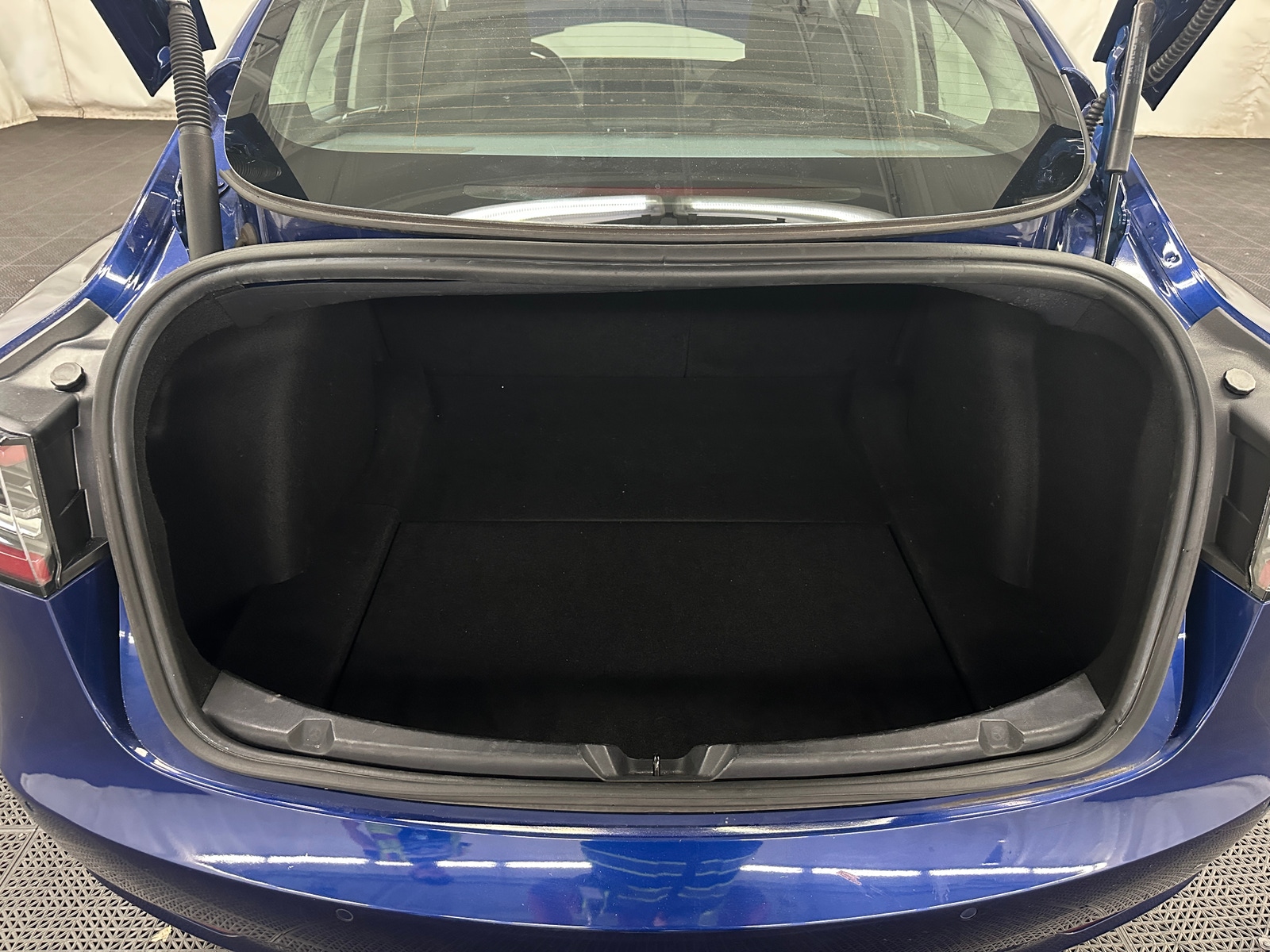 Thumbnail: 2021 Tesla Model 3 - 6