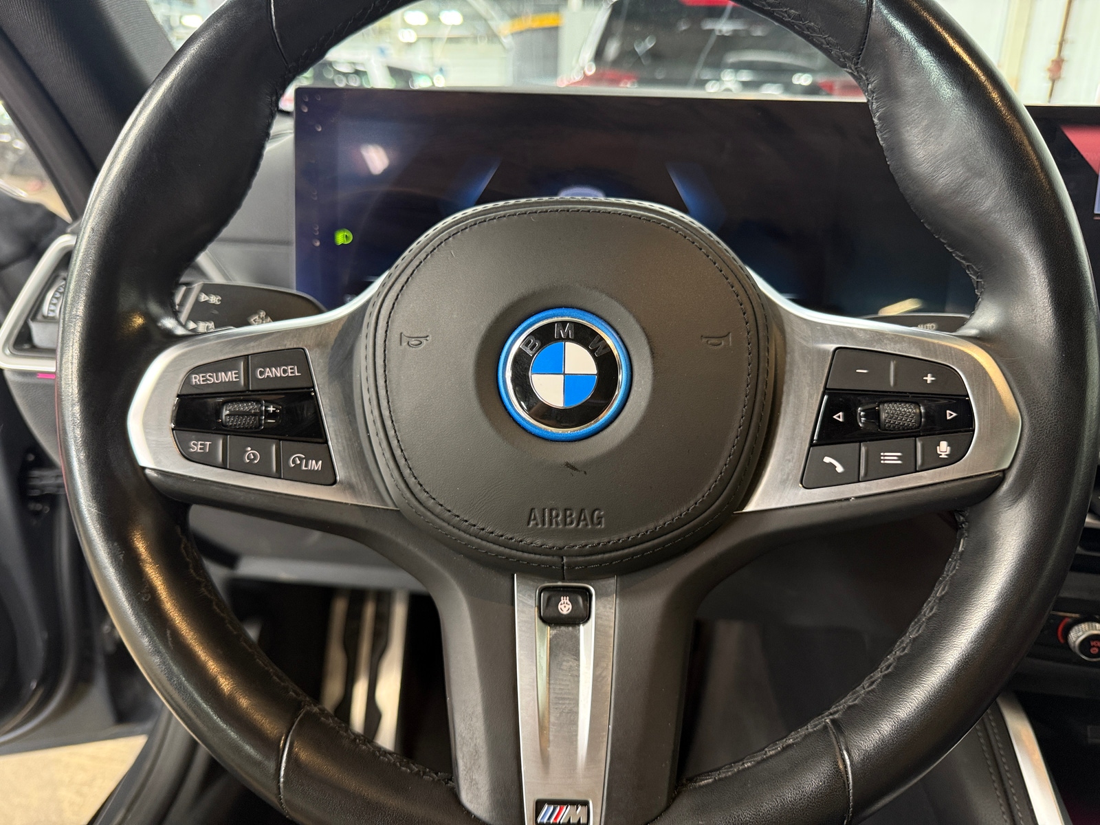 Thumbnail: 2023 BMW i4 - 3