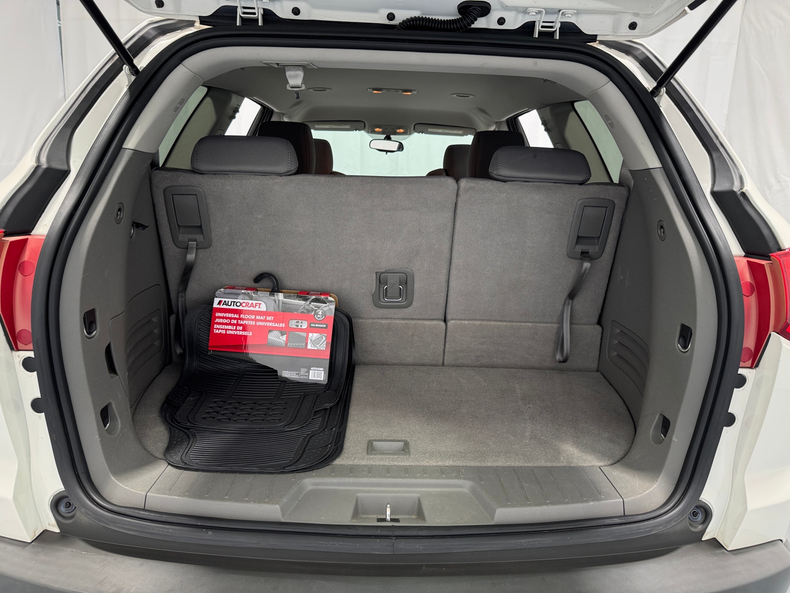 Thumbnail: 2012 Chevrolet Traverse - 7