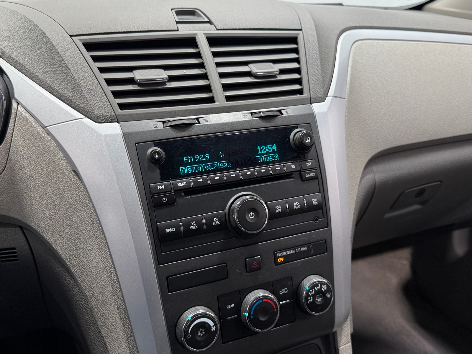 Thumbnail: 2012 Chevrolet Traverse - 4