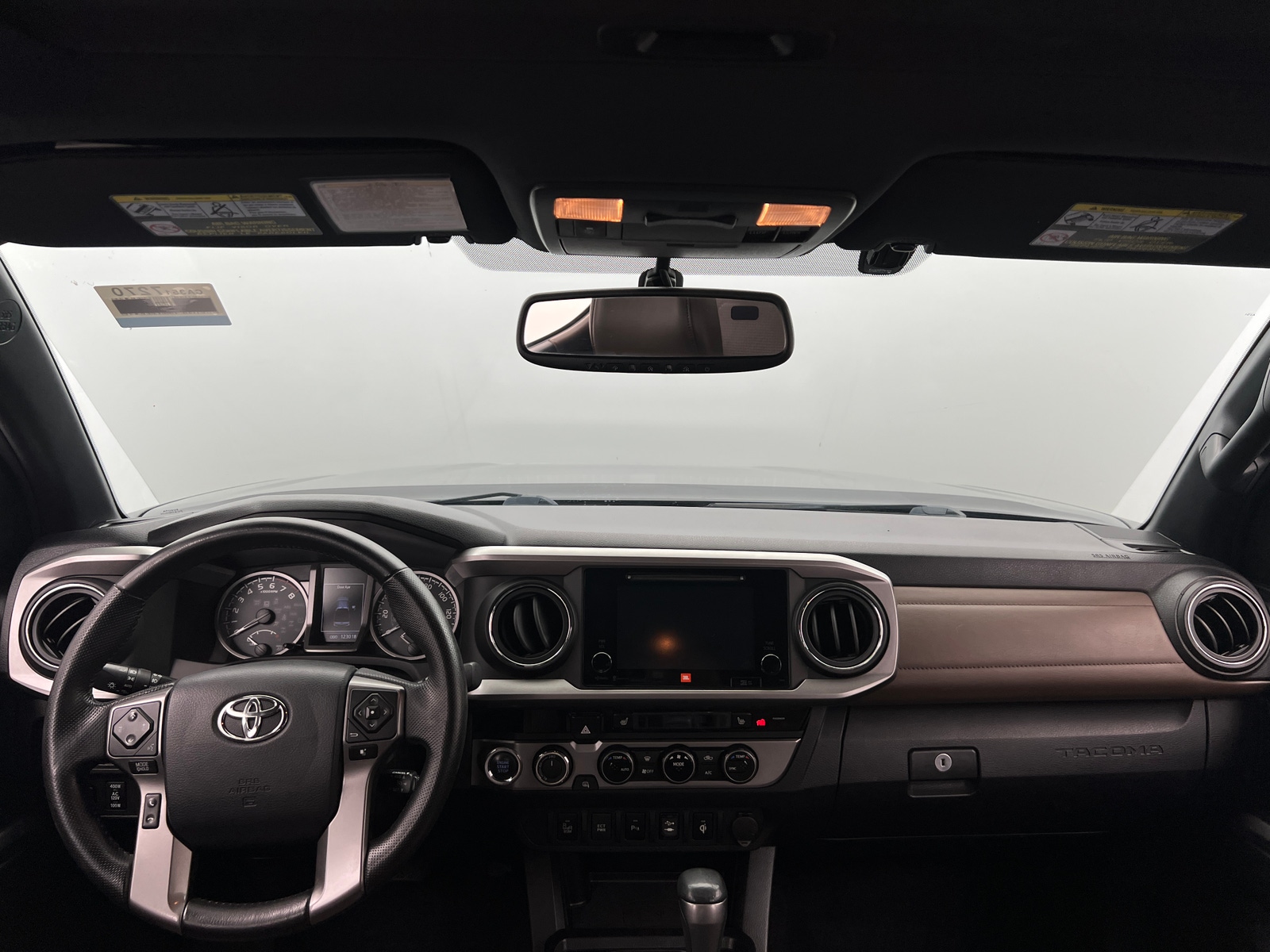 Thumbnail: 2016 Toyota Tacoma - 2