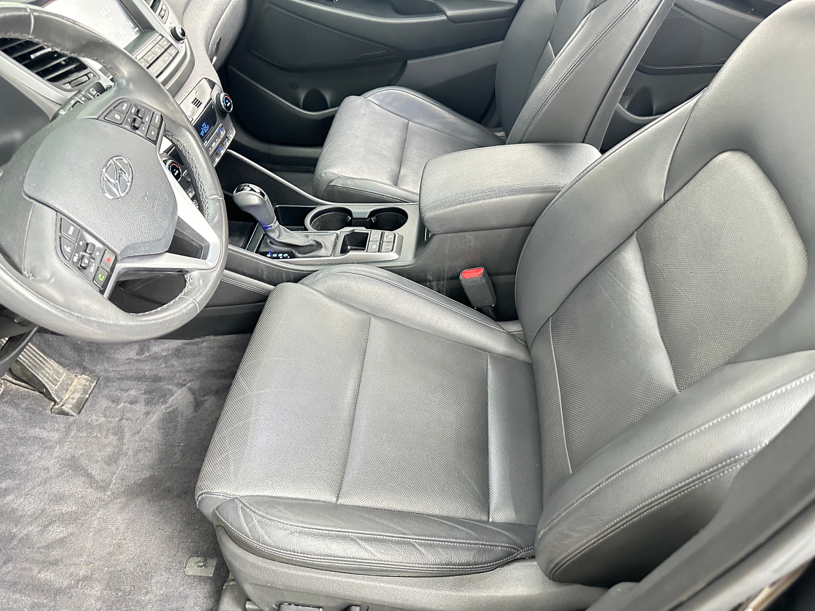 Thumbnail: 2016 Hyundai Tucson - 2