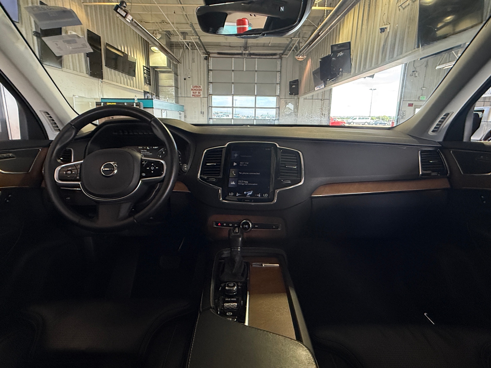 Thumbnail: 2018 Volvo XC90 - 2