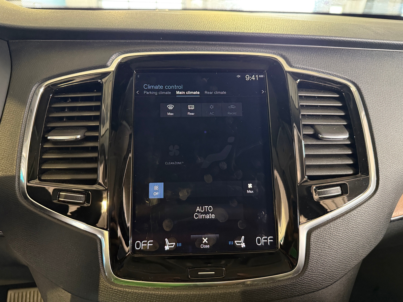 Thumbnail: 2018 Volvo XC90 - 3