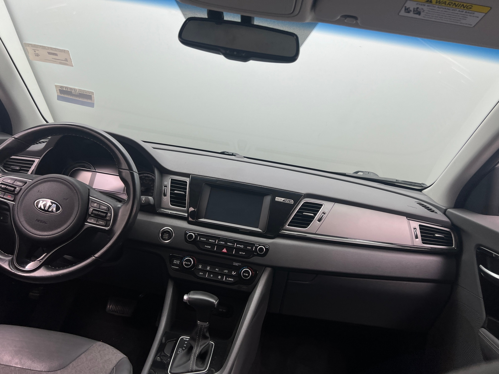 Thumbnail: 2019 Kia Niro - 3